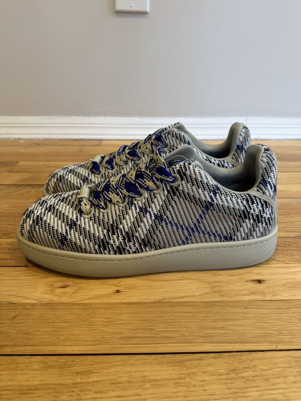 Burberry Burberry Men's "Box Knit" Canvas IP Check Low Top Sneakers Size US 12 / EU 45 - 2 Thumbnail