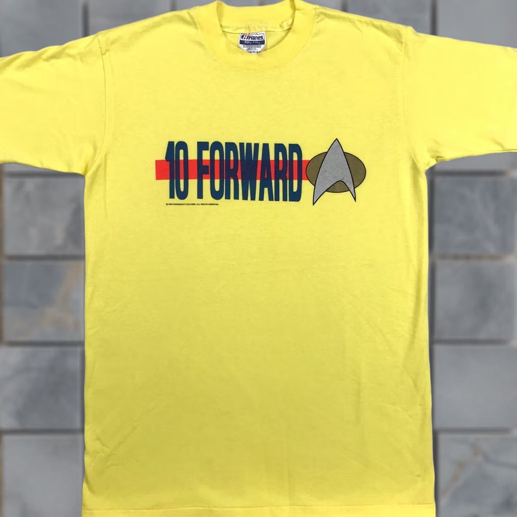 Hanes VINTAGE STAR TREK TEN FORWARD T-Shirt Mens Small Yellow 90s 80s Hanes Cotton Blend Holiday? Size US S / EU 44-46 / 1 - 1 Thumbnail