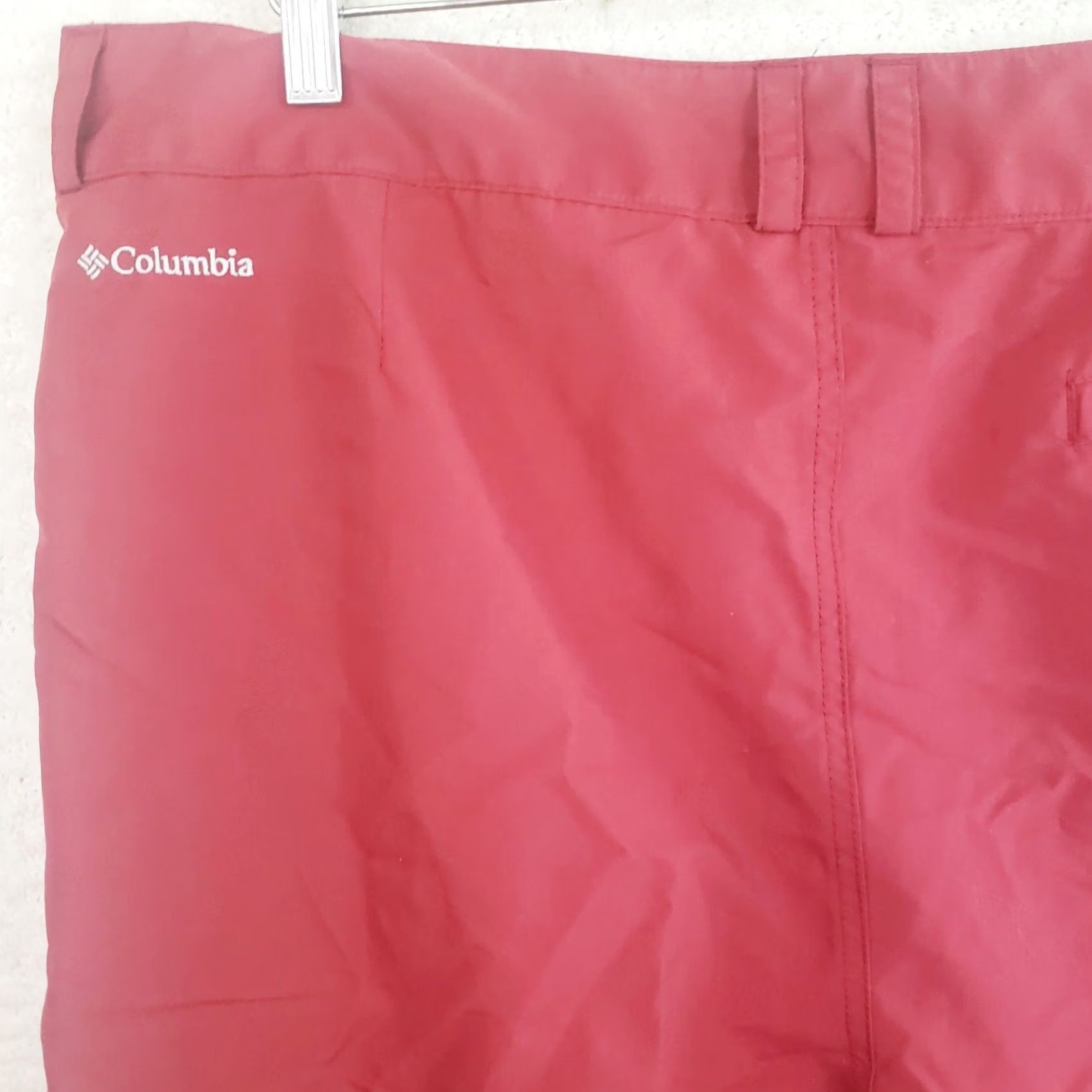 Vintage Columbia Men's Shorts Red 40x11 Omni-Shield Chino Flat Front Zip Pockets Logo Outdoor Casual Workwear Size US 40 / EU 56 - 6 Thumbnail