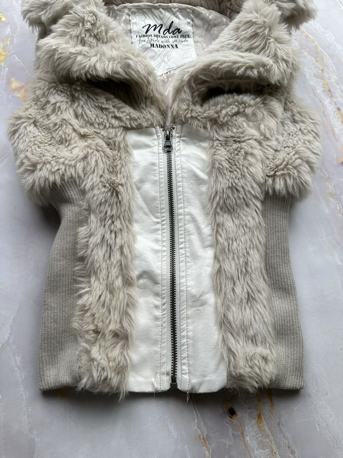 Japanese Brand Vintage Vest With Faux Fur Size XS / US 0-2 / IT 36-38 - 4 Thumbnail