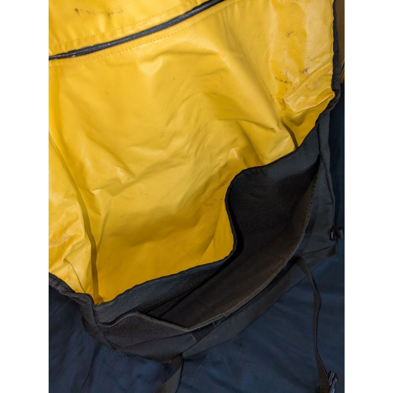 Kelty Kelty Pangaea Continental Drifter Crossbody Messenger Bag Size ONE SIZE - 4 Thumbnail