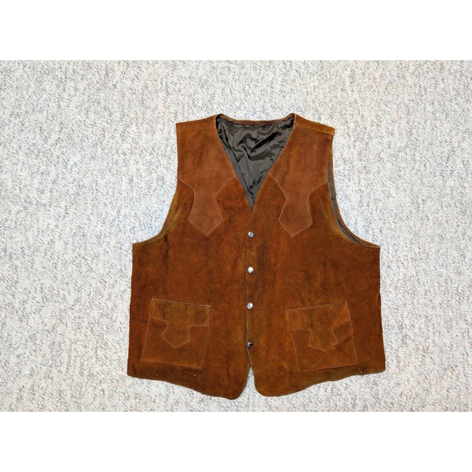 Vintage VINTAGE handcrafted WESTERN vest 42 brown leather split-suede Cowboy vest Men M Brown 1970s Hippie Motorcycle Rancher Logo: West? Size US M / EU 48-50 / 2 - 2 Thumbnail