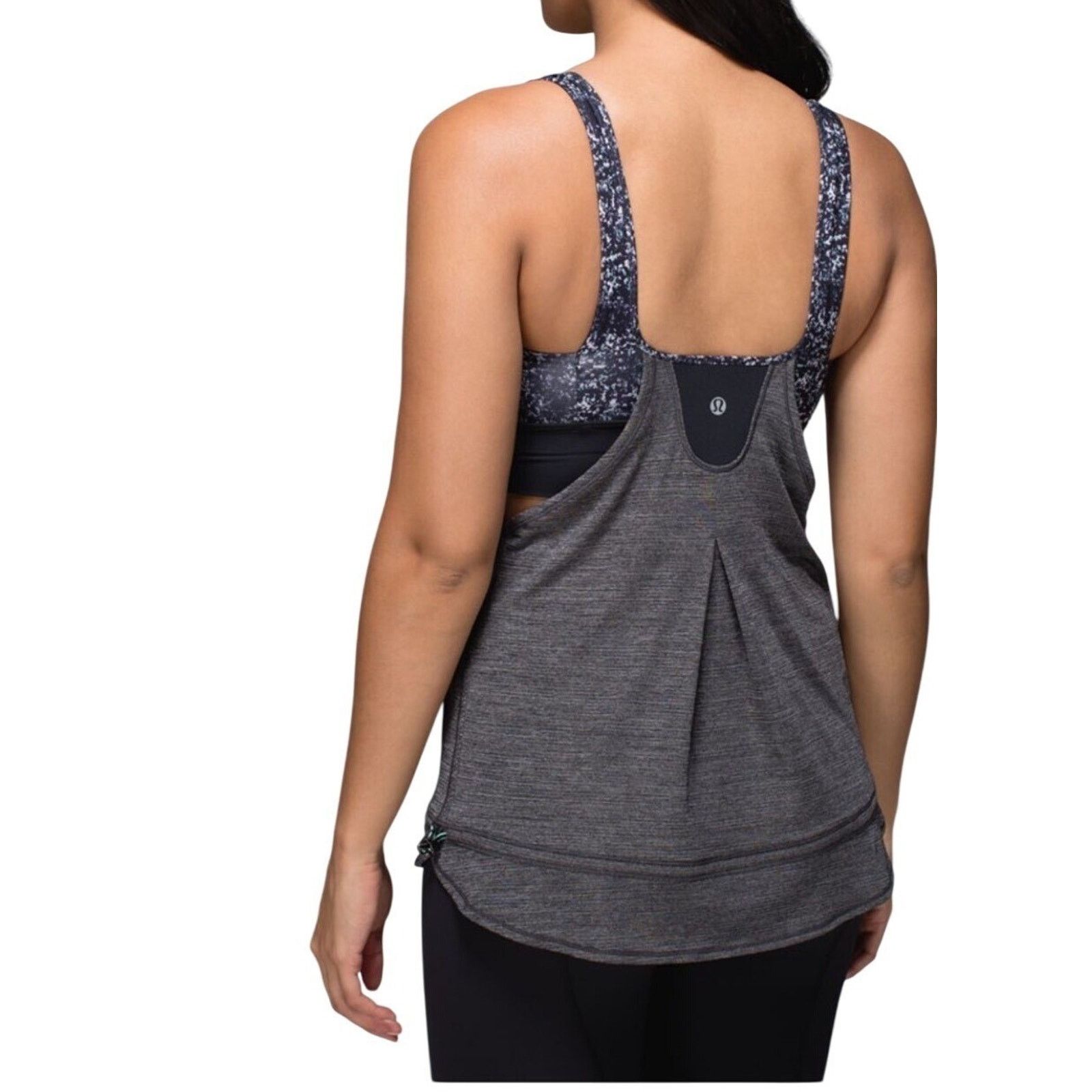 Lululemon Lululemon 2 in 1 Pullover Tank Top Sports Bra 6 Gray Black Size S / US 4 / IT 40 - 2 Thumbnail