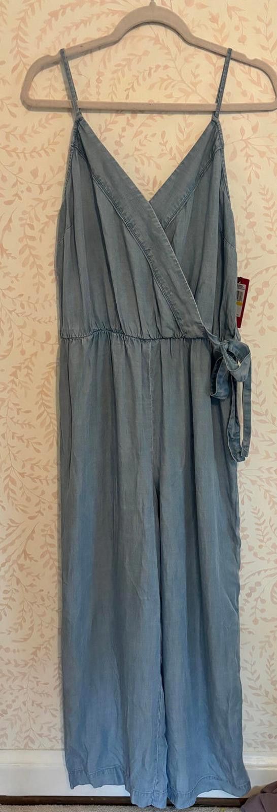 Vince Camuto NWT Vince Camuto Light Blue Chambray Jumpsuit Size 32" / US 10 / IT 46 - 2 Thumbnail