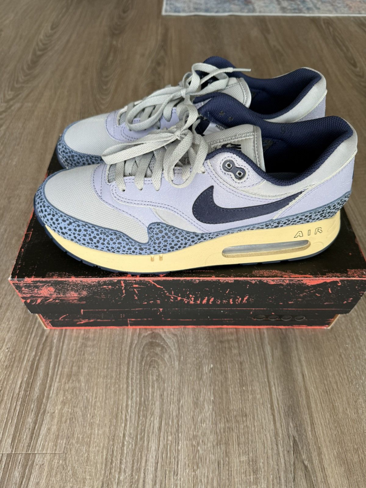 Nike Vintage re-release 86 PRM Nike Air Max 1 Size US 9.5 / EU 42-43 - 1 Thumbnail