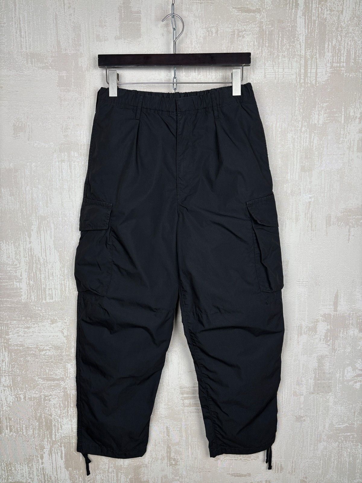 Uniqlo Uniqlo U Utility Cargo Pants Size S fits to W30–32 Size US 30 / EU 46 - 1 Thumbnail