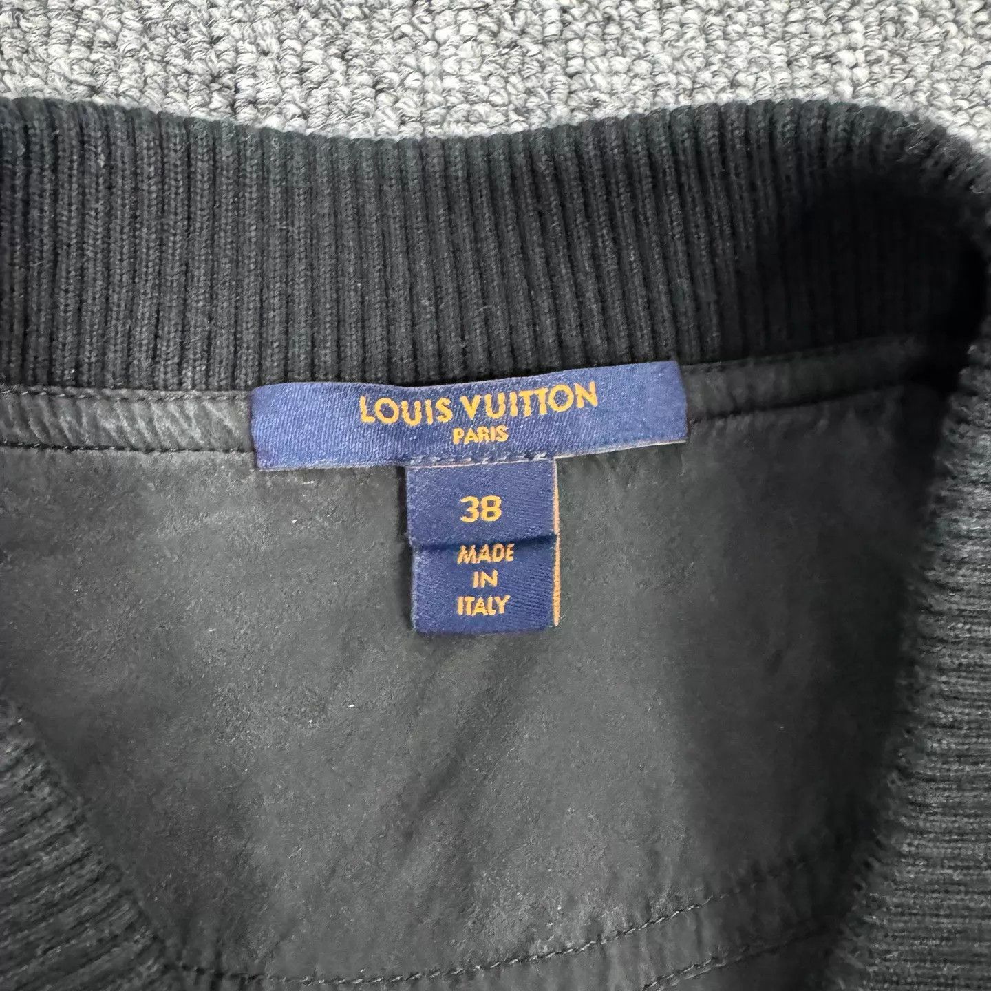 Louis Vuitton Louis Vuitton Mid-Length Waist-Tie Overcoat 38 99 New Size S / US 4 / IT 40 - 5 Thumbnail