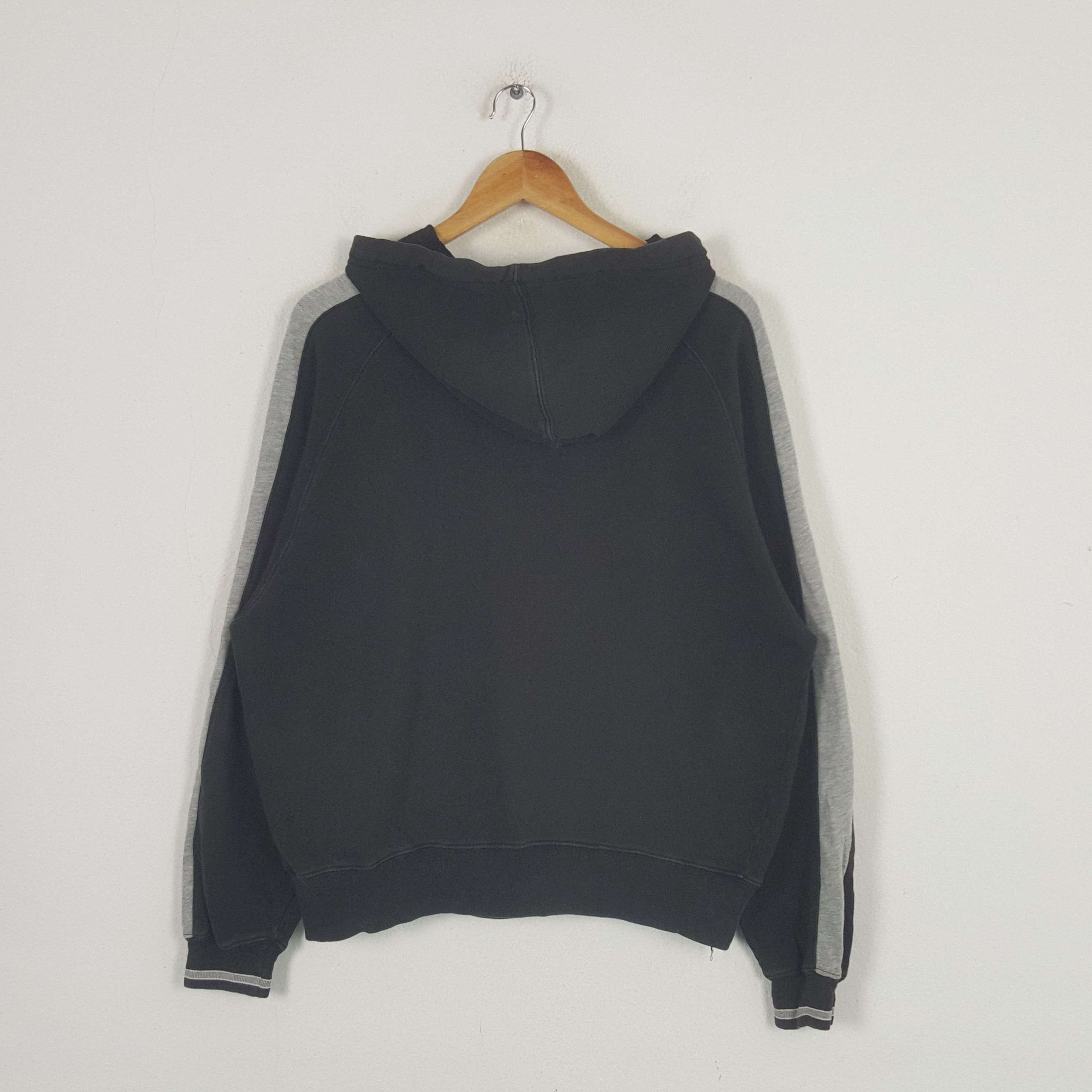 Nike × Vintage Vintage Nike Small Swoosh Outdoor Hoodies C288N25 Size US M / EU 48-50 / 2 - 3 Thumbnail
