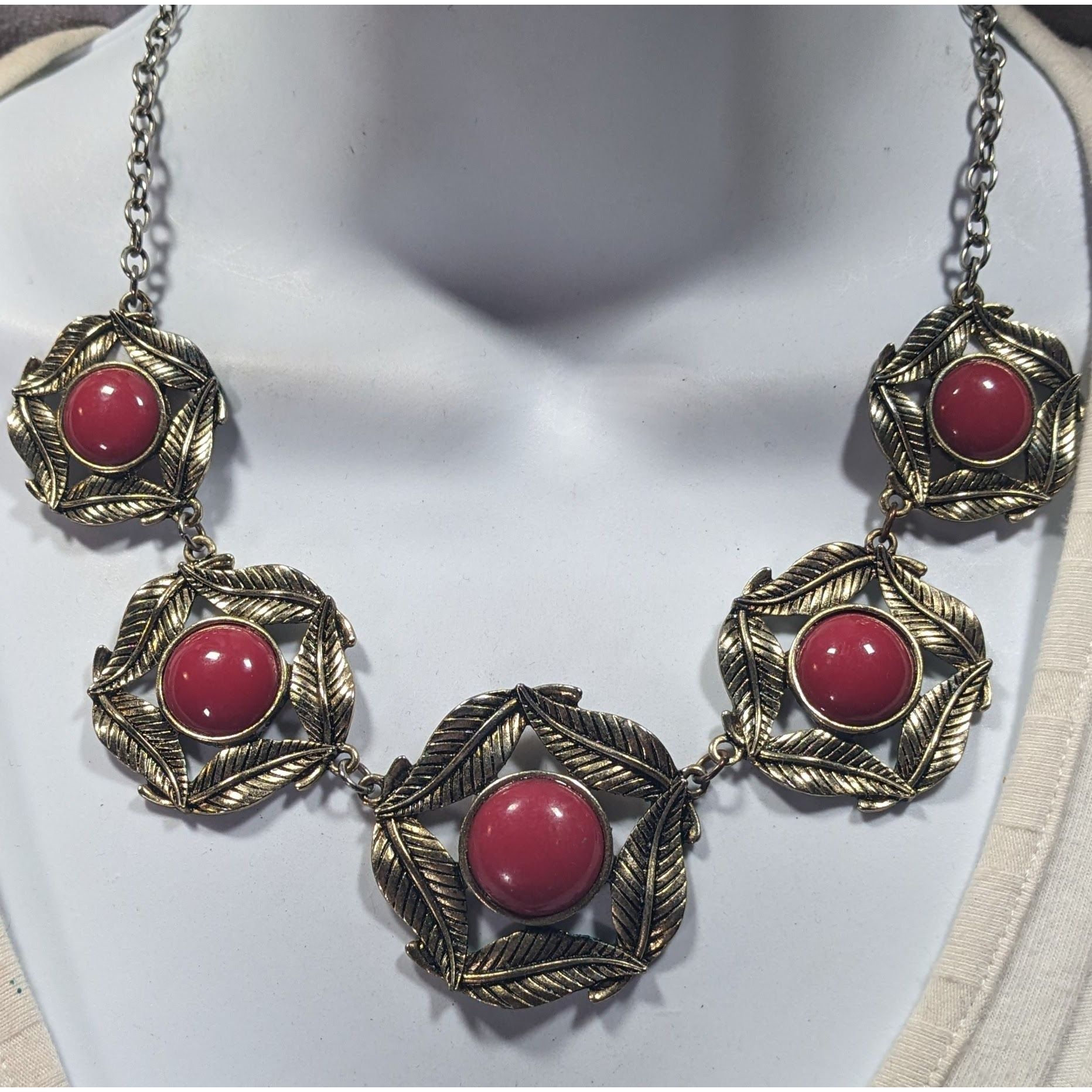 Other Floral Red And Gold Medallion Link Statement Necklace Size ONE SIZE - 2 Thumbnail