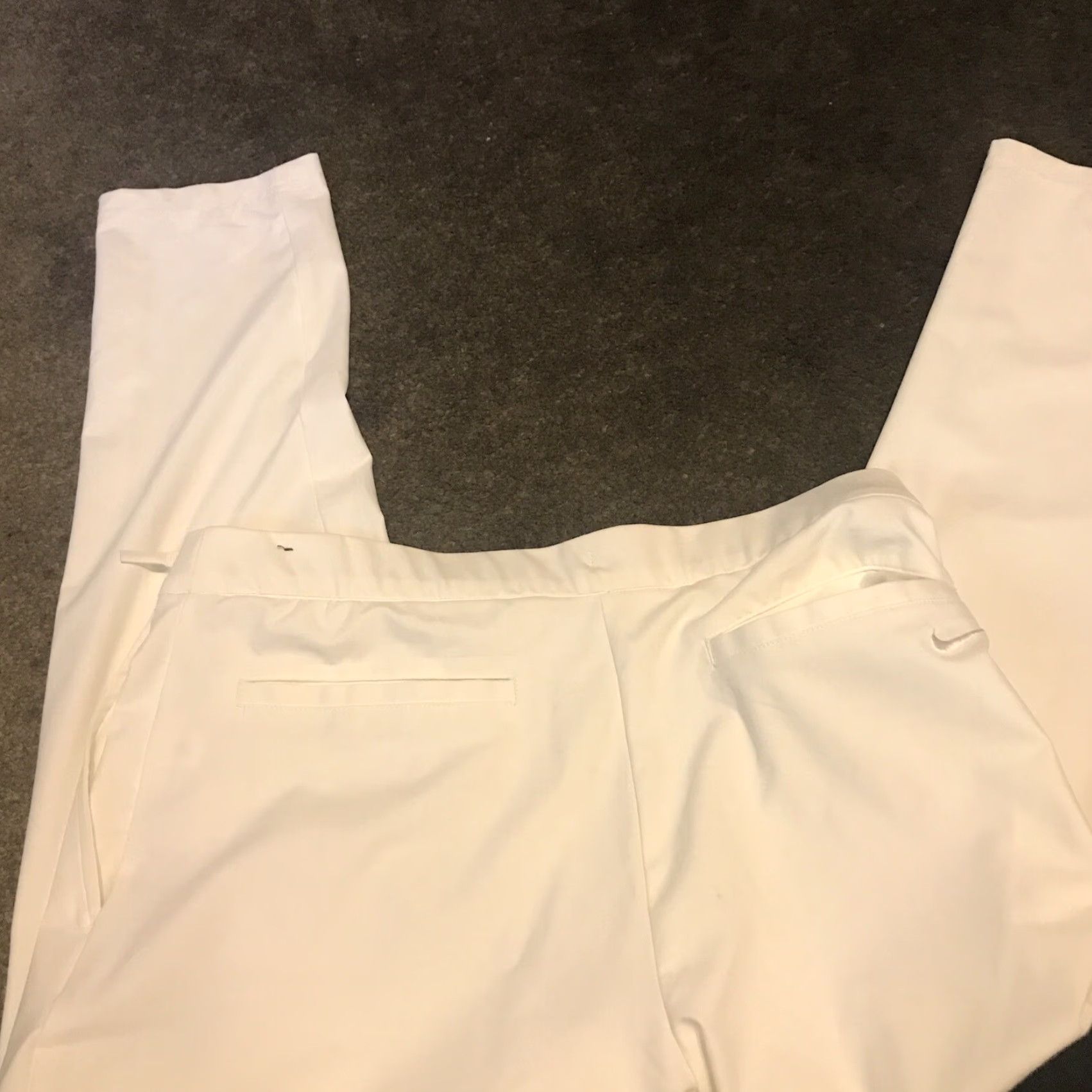Nike Nike Dri Fit Victory Golf Pants Flux UV BV0174-100 White M Womens Capri Pockets Adjustable Waist Breathable Comfort Activewear Golf Venues Size 32" / US 10 / IT 46 - 2 Thumbnail