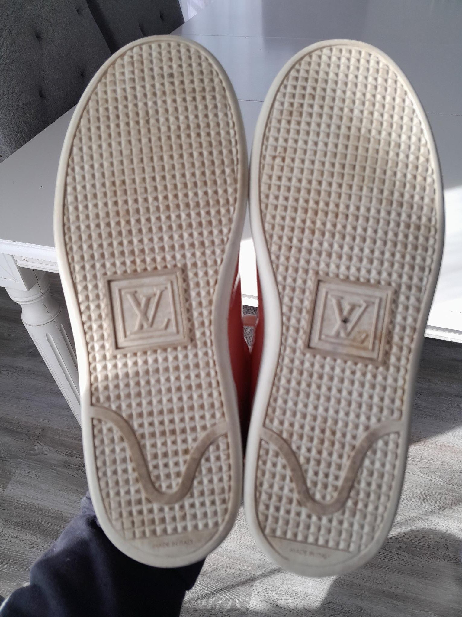 Louis Vuitton BASKETS LOUIS VUITTON FRONTROW Size US 6 / IT 36 - 7 Thumbnail
