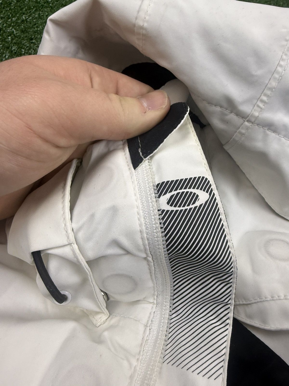 Oakley Y2k Oakley technical hooded jacket men’s small logo Size US S / EU 44-46 / 1 - 11 Thumbnail