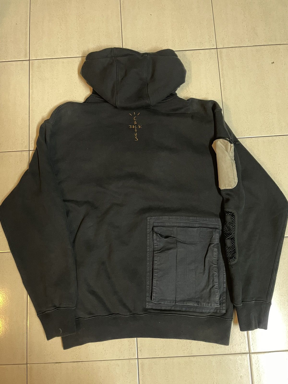 Nike × Travis Scott TRAVIS SCOTT CACTUS JACK NIKE NRG CARGO HOODIE Size US M / EU 48-50 / 2 - 2 Thumbnail