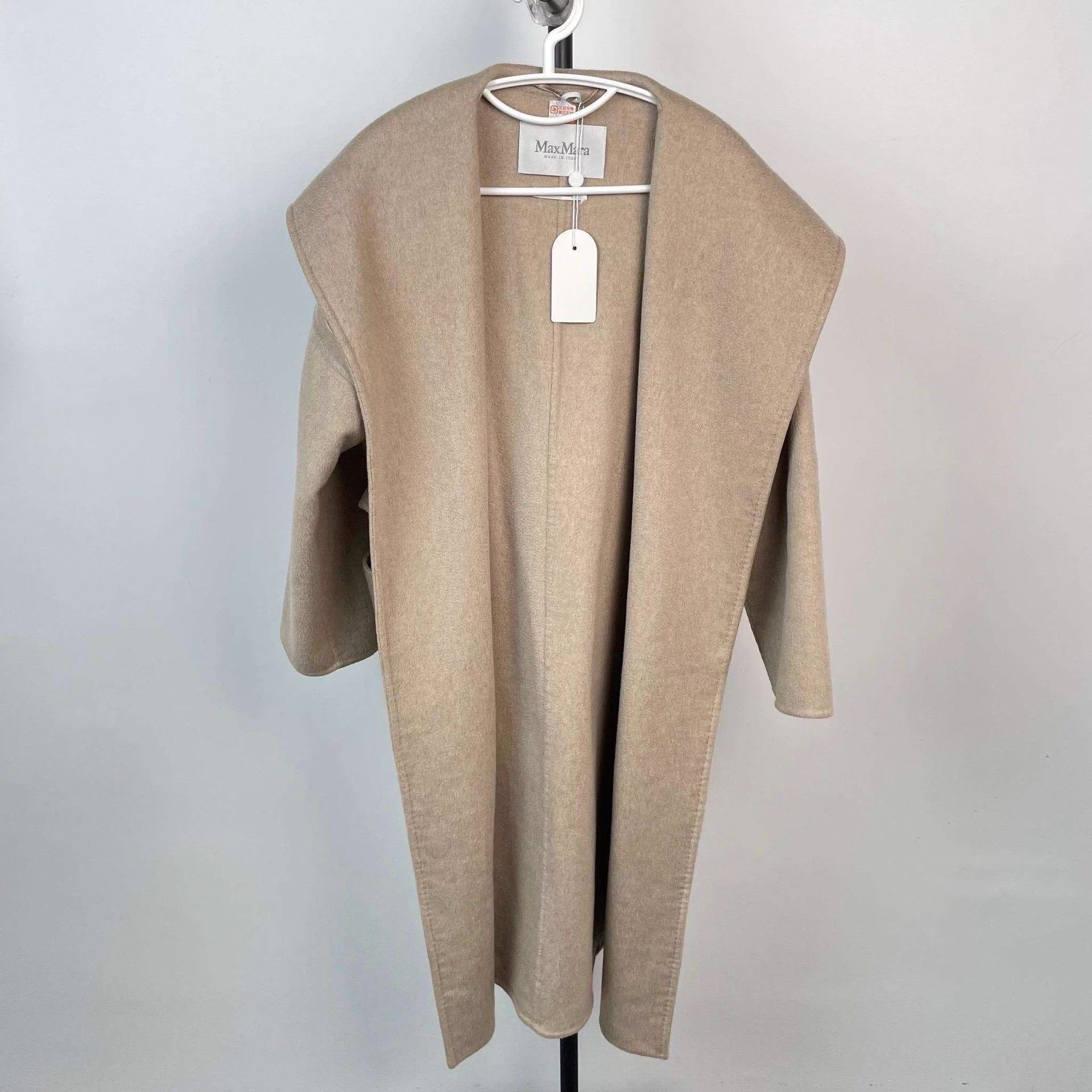 Max Mara MaxMara Coat 34 Size XS / US 0-2 / IT 36-38 - 1 Thumbnail