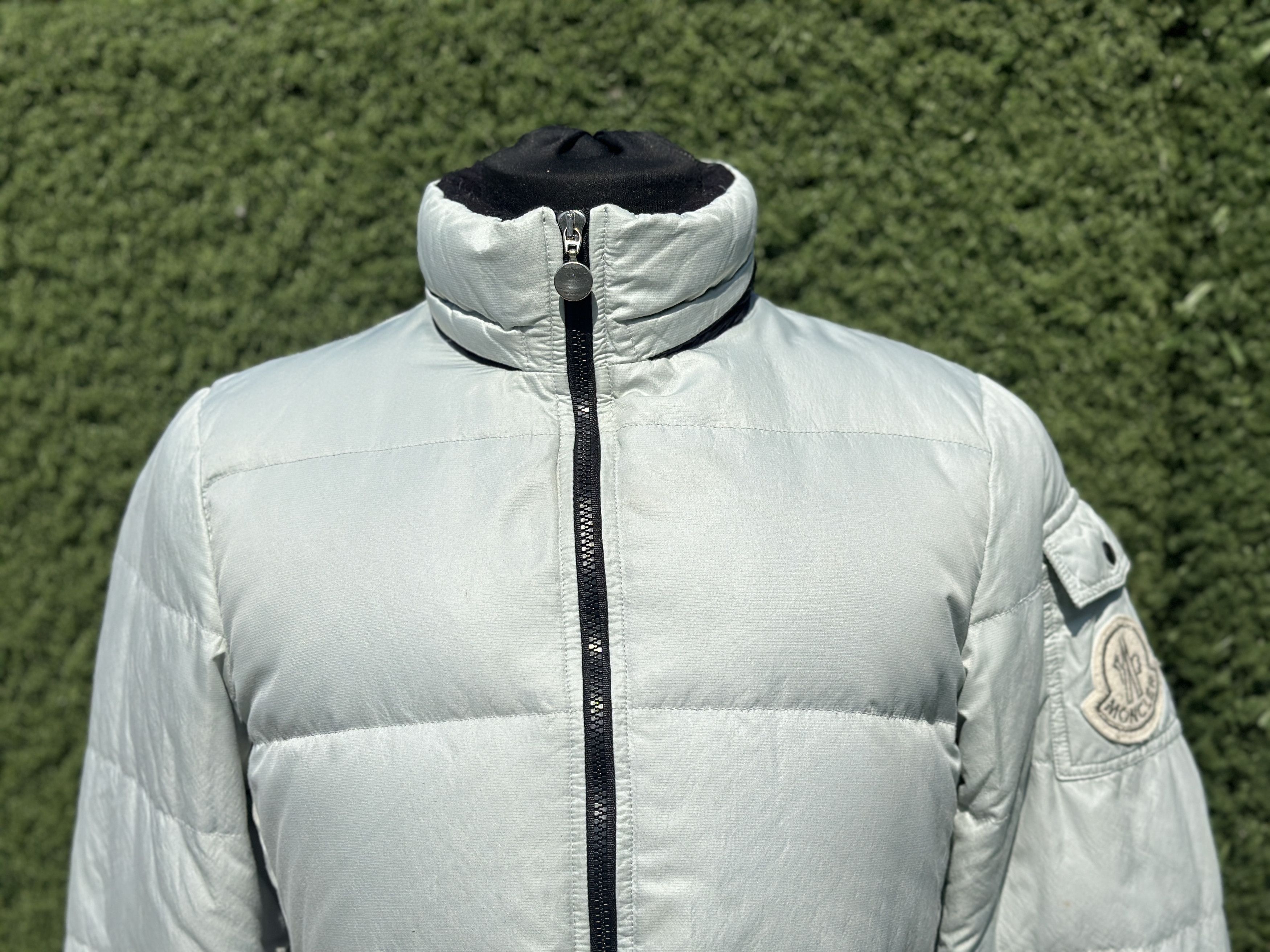 Moncler Metallic Moncler Doudoune Puffer Down Jacket Size 3 M Size L / US 10 / IT 46 - 3 Thumbnail