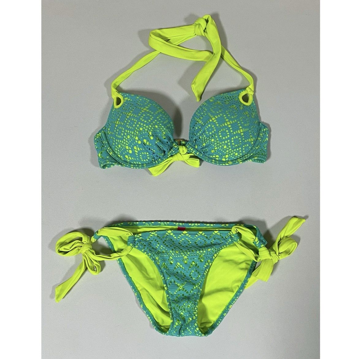 Designer × Victoria's Secret × Vintage Green Blue Lace Bikini Top (32C) and Bottoms (S) Set 🩵💚✨ Size ONE SIZE - 2 Thumbnail