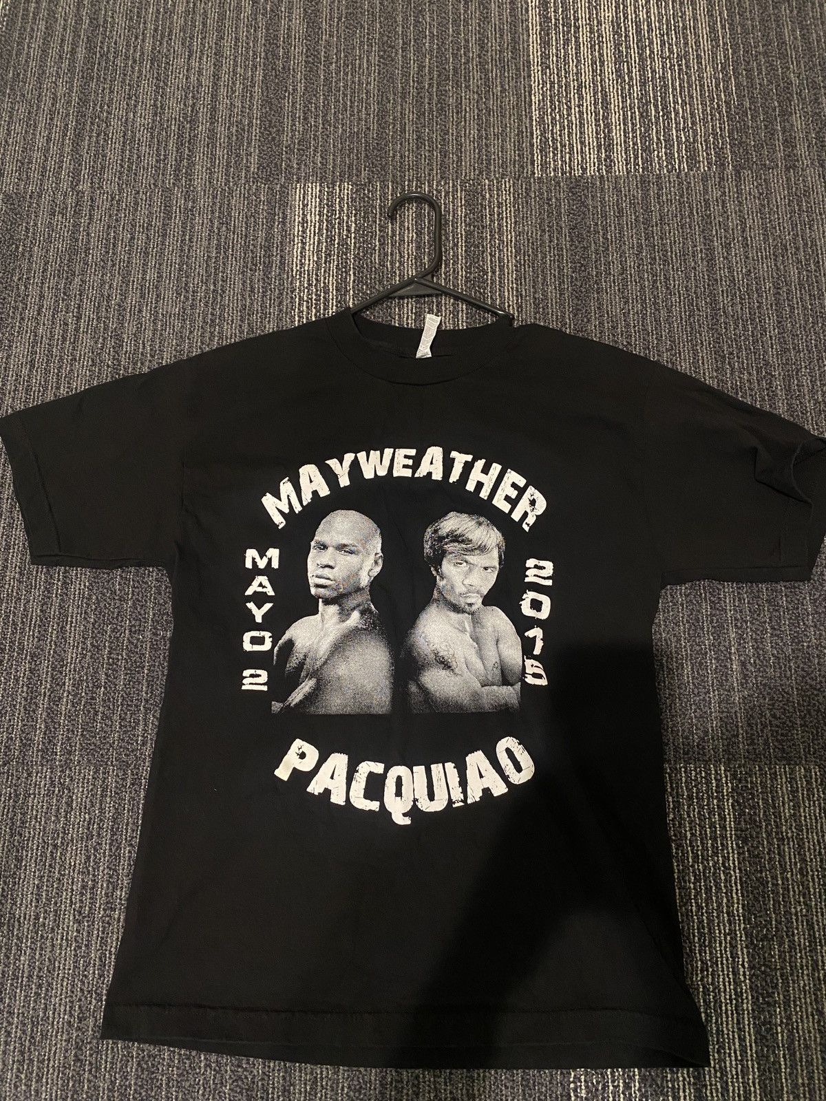 Vintage 2015 Mayweather vs. Pacquiao Boxing Tee -Mens Size M Size US M / EU 48-50 / 2 - 1 Thumbnail