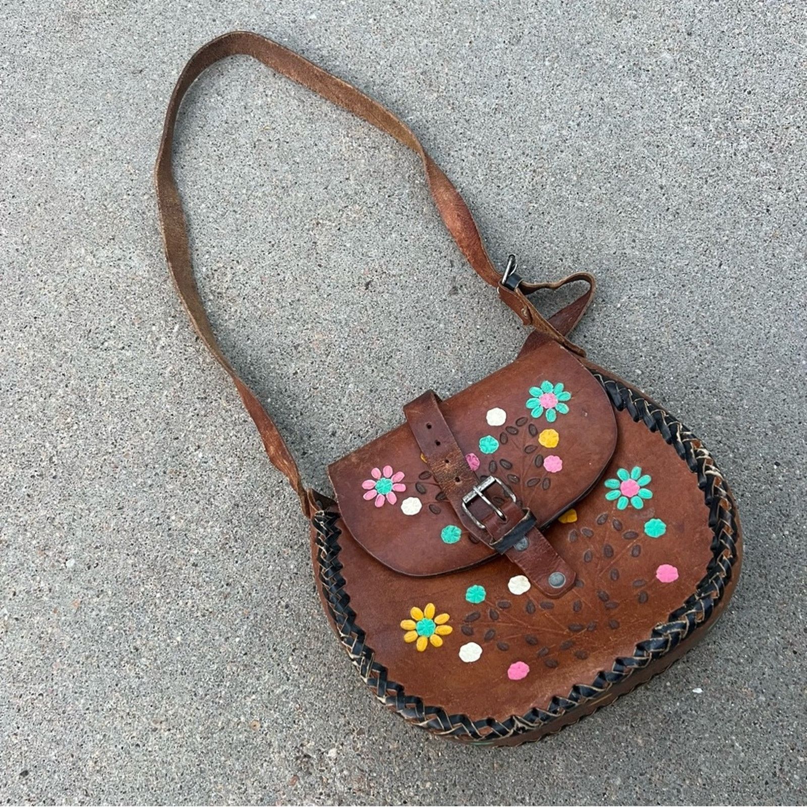 Vintage 60S 70's Pastel Floral Tooled Leather Saddle Bag Purse Boho in Brown, Women's