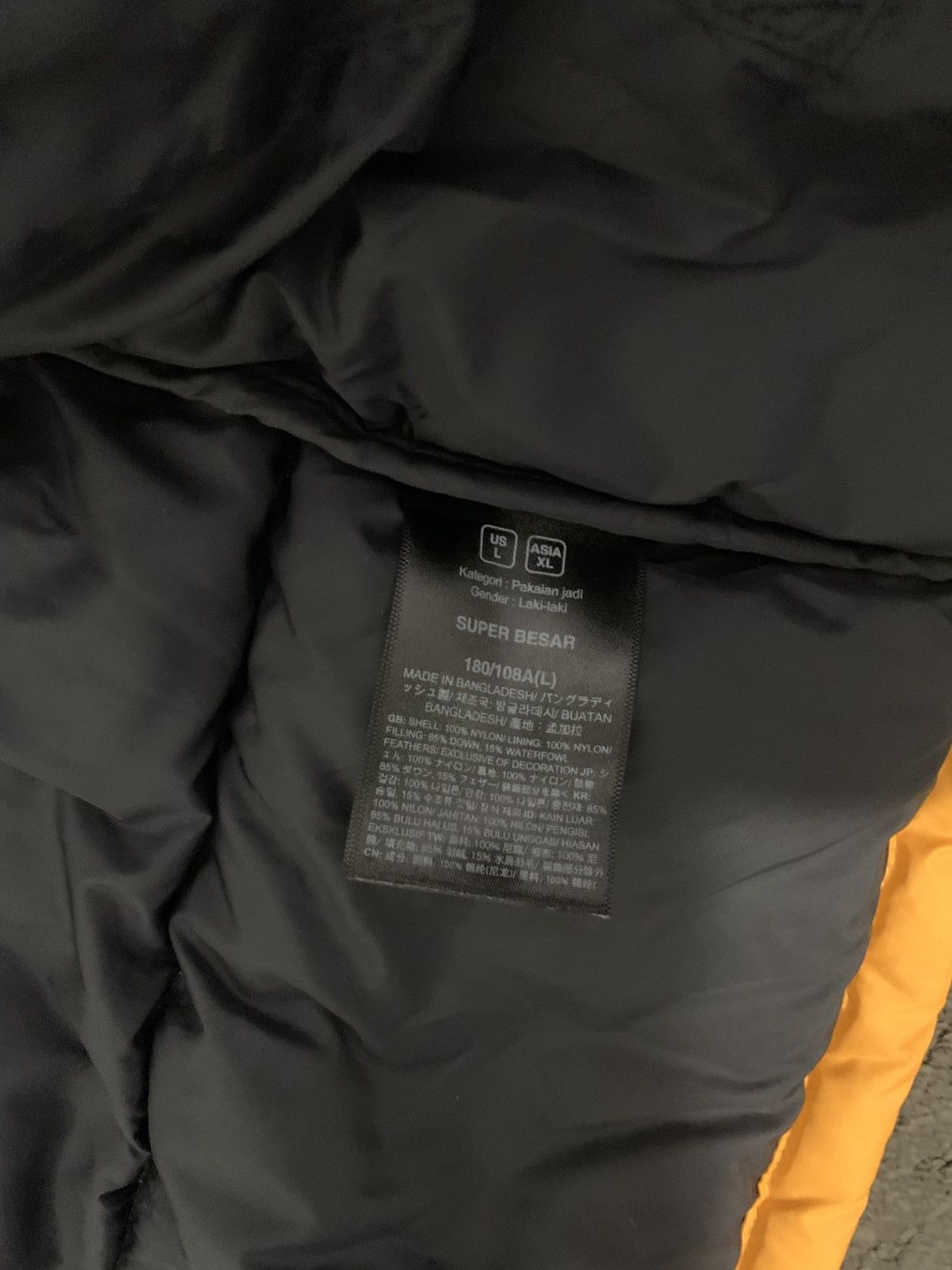 The North Face The North Face Men's 1996 Retro Nuptse Jacket Size US XL / EU 56 / 4 - 4 Thumbnail