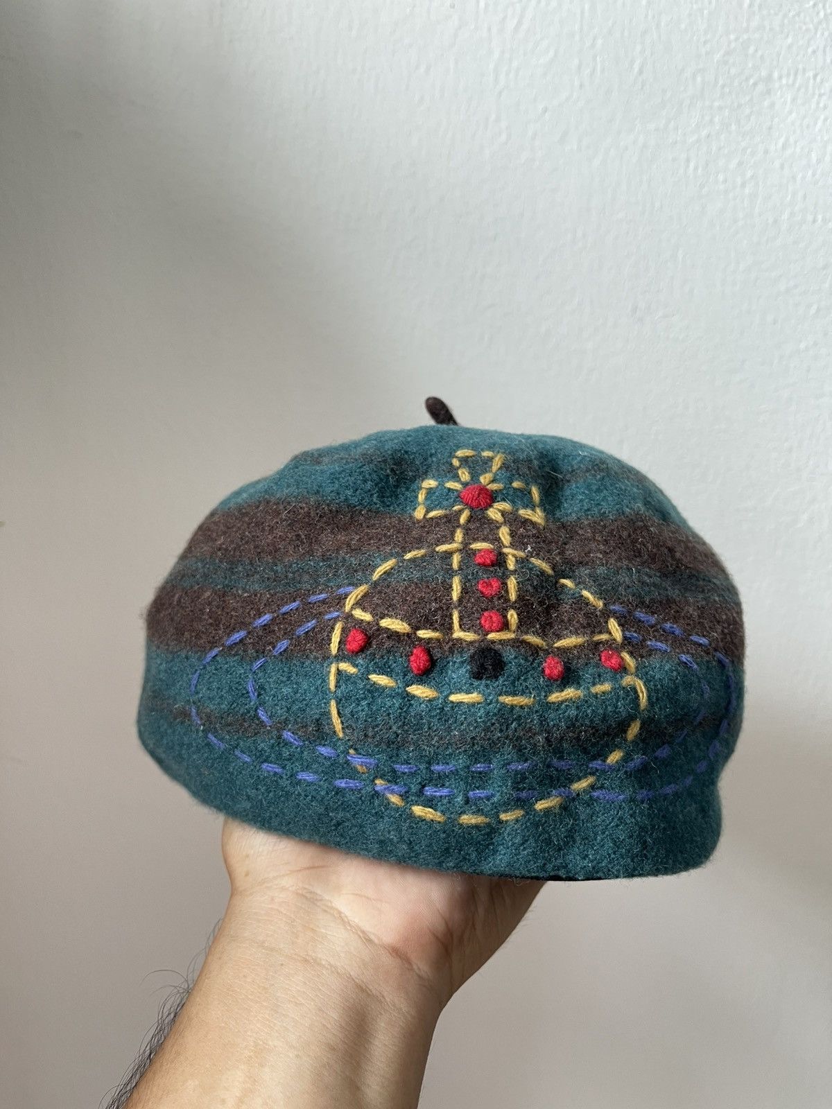 Vivienne Westwood 2000s Vivienne Westwood Big Logo Barreta Size ONE SIZE - 5 Thumbnail