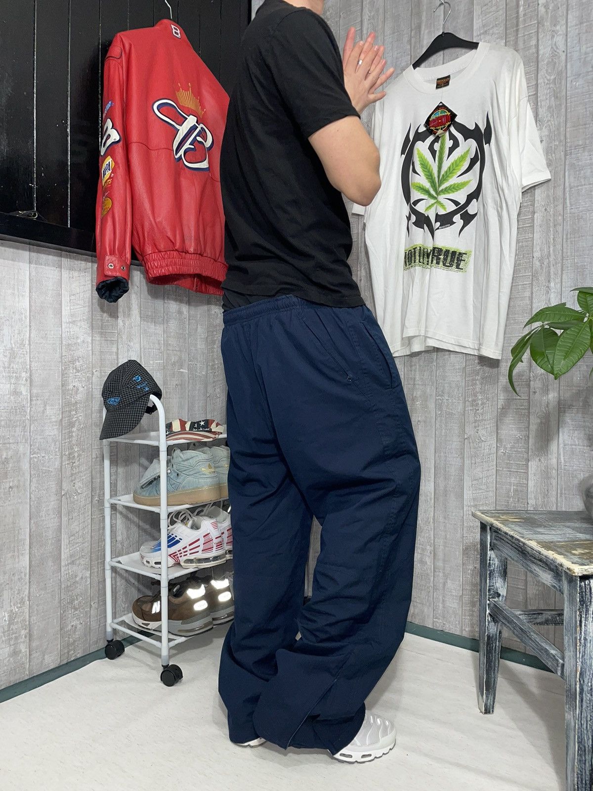 Nike Nike parachute double swoosh baggy sweatpants 🪂 Size US 33 - 4 Thumbnail