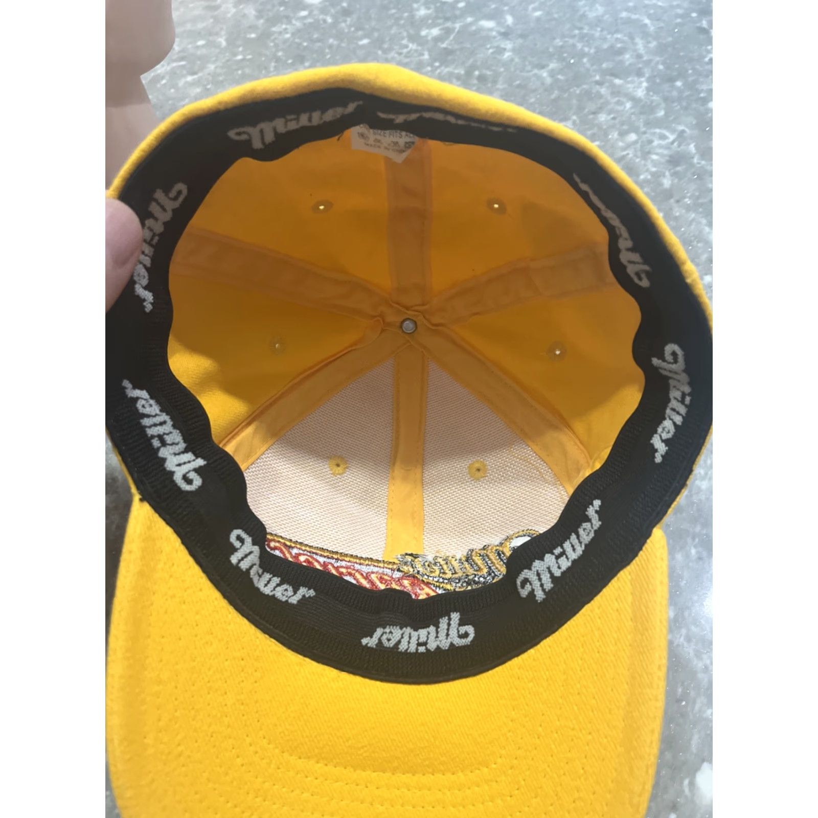 Vintage VINTAGE Indy Car Hat Racing Motorsport Miller Beer Gold Coast Australia 2001 A Size ONE SIZE - 6 Thumbnail
