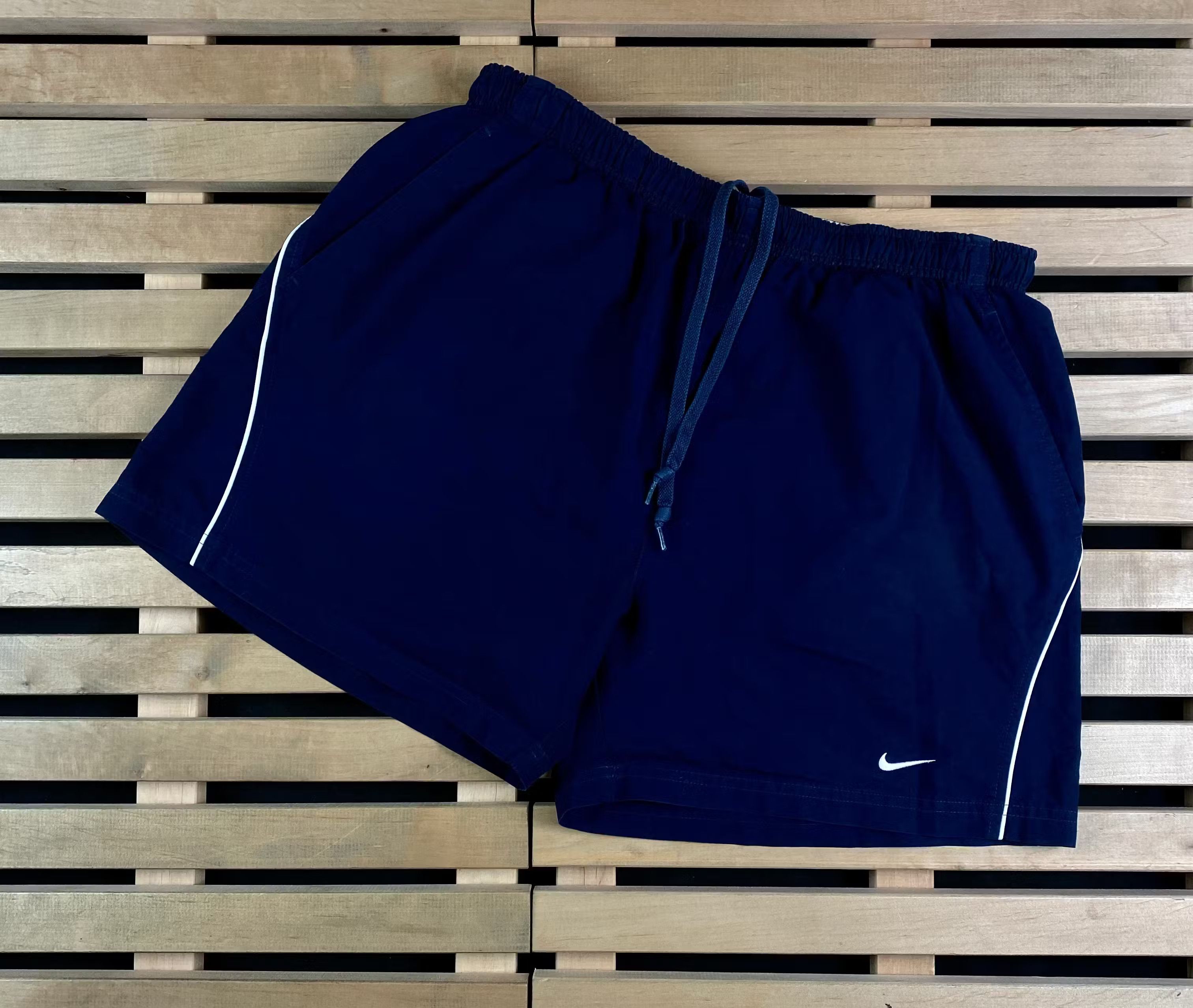 Nike × Vintage Mens Shorts Nike Vintage Size XL Size US 36 / EU 52 - 1 Thumbnail