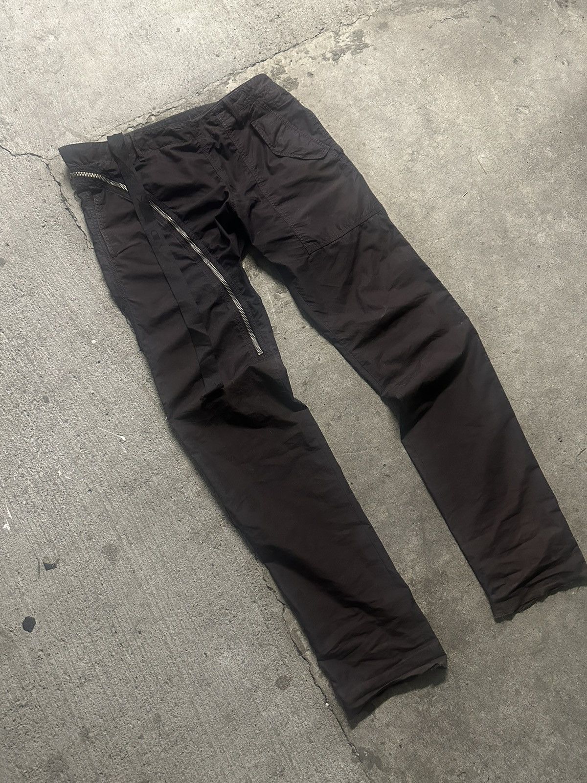 Rick Owens SS/07 Rick Owens Olmar & Mirta Era Brown “Dust” Nylon Aircut Size US 32 / EU 48 - 3 Thumbnail