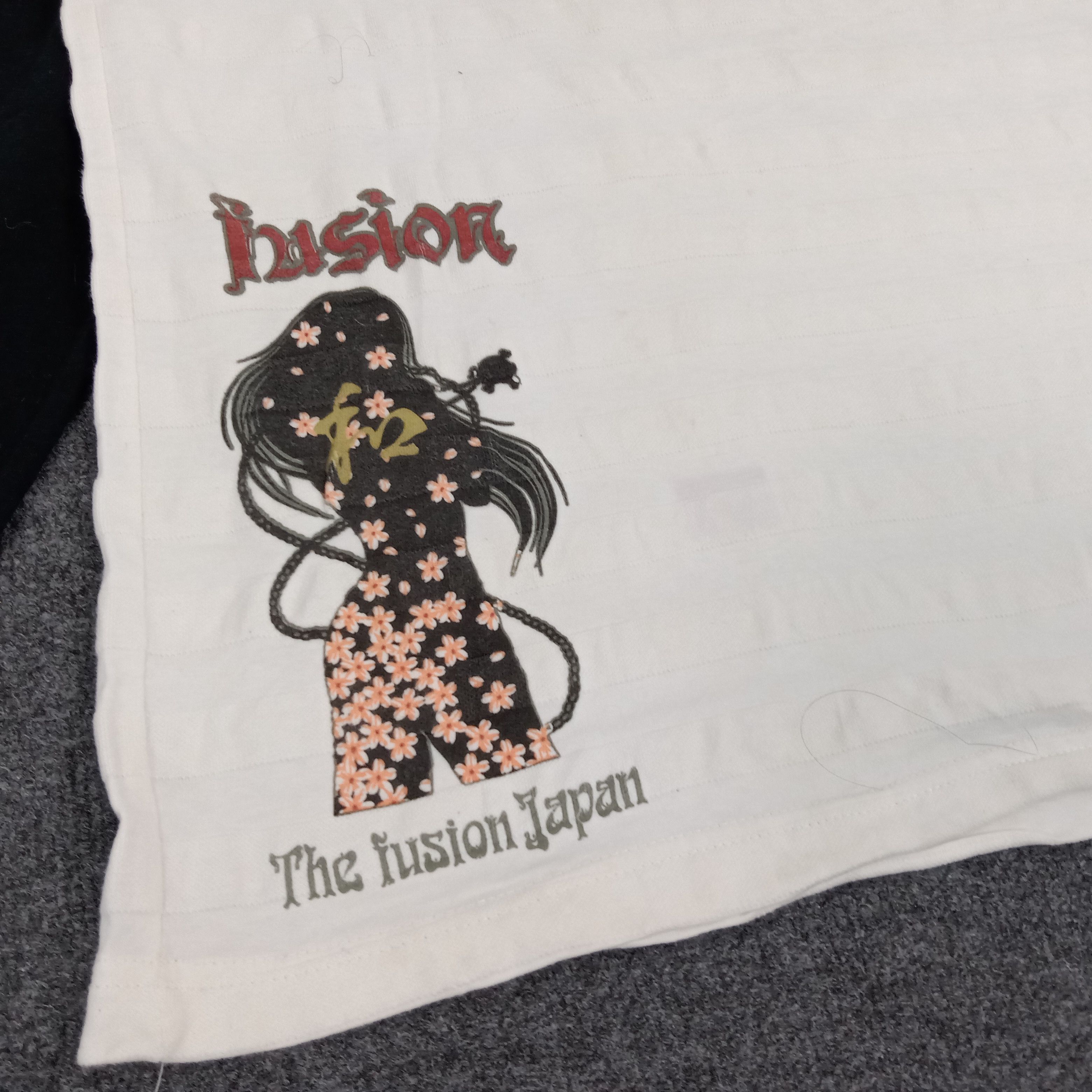 Japanese Brand × Vintage Notorious And Rejecting Sexy Woman's Design Tshirt Size US XXL / EU 58 / 5 - 5 Thumbnail
