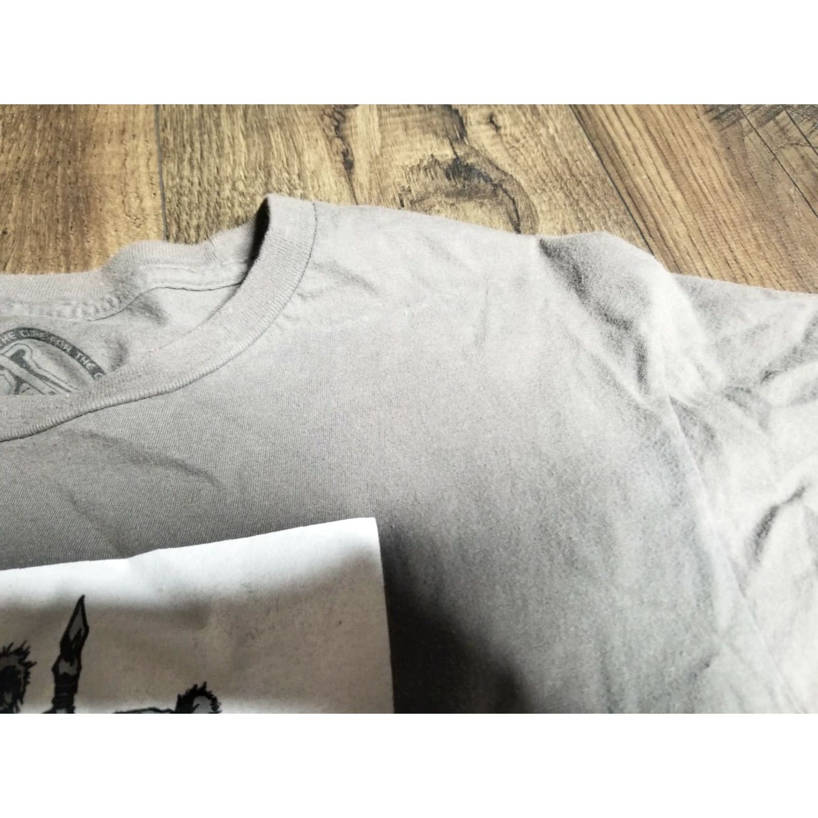 Vintage Mens L Ewoking Dead T Shirt Gray Parody Graphic Tee Distressed Shirt Size US L / EU 52-54 / 3 - 5 Thumbnail