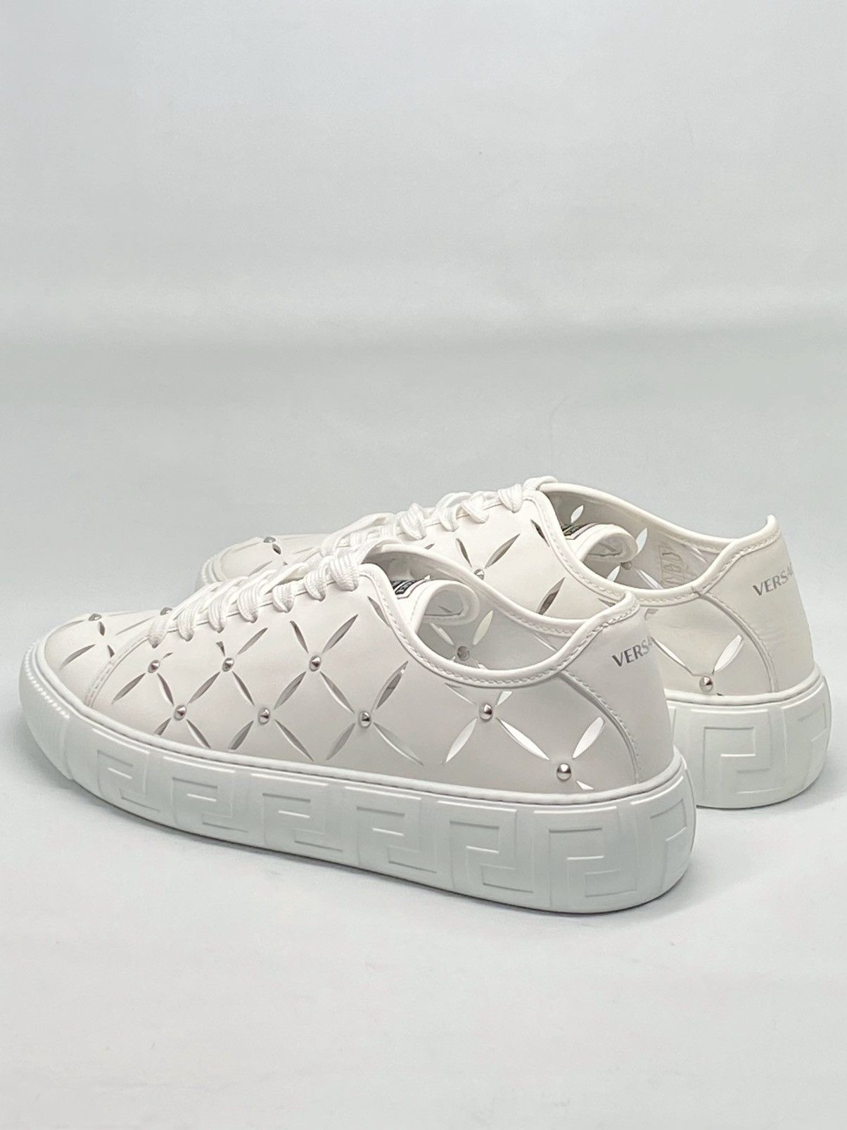 Versace Versace Laser-Cut Low-Top Leather Sneakers size 42/us size 9 Size US 9 / EU 42 - 6 Thumbnail