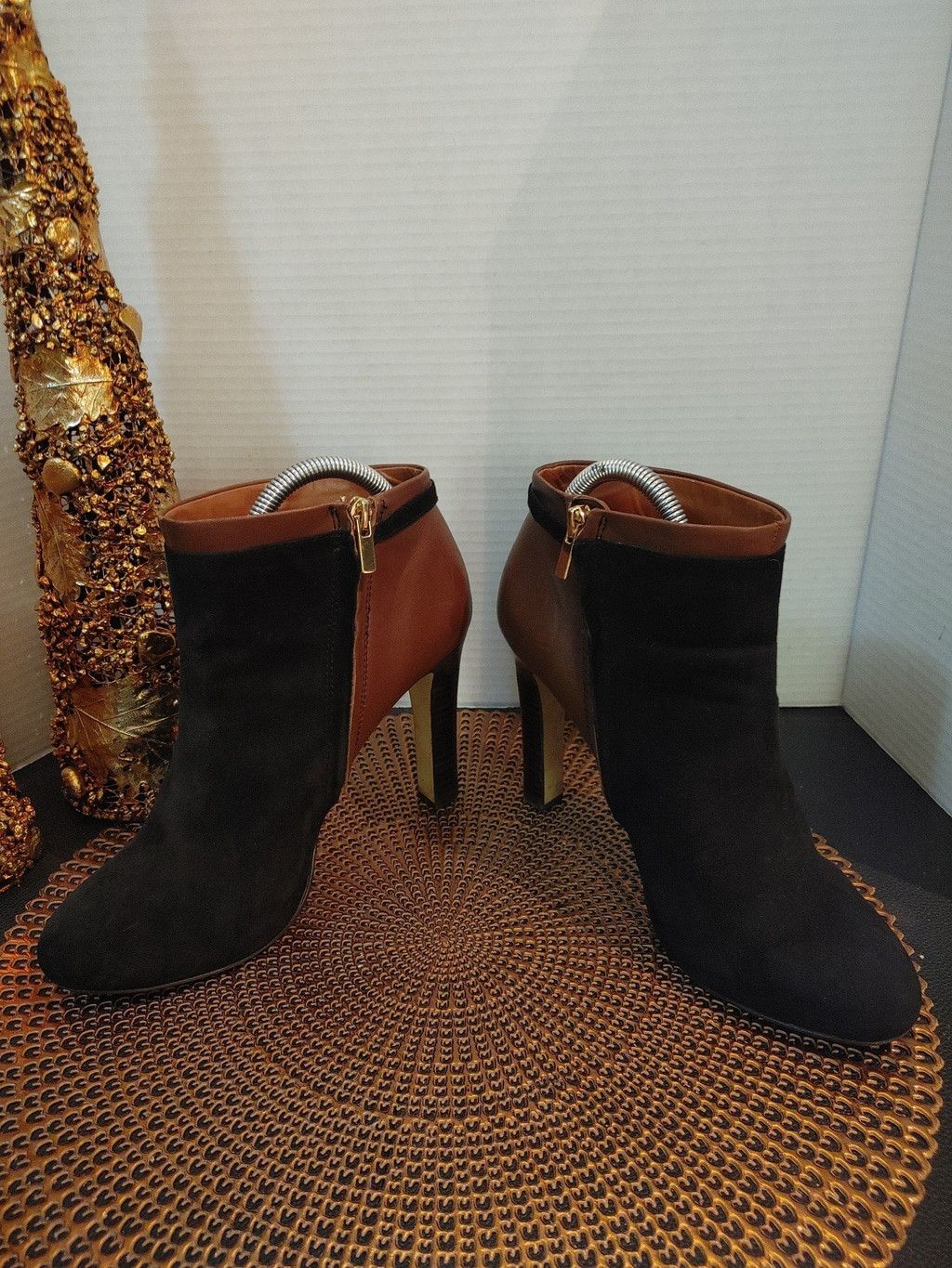 Banana Republic Banana Republic Heeled Booties Size 10M Size US 10 / IT 40 - 4 Thumbnail