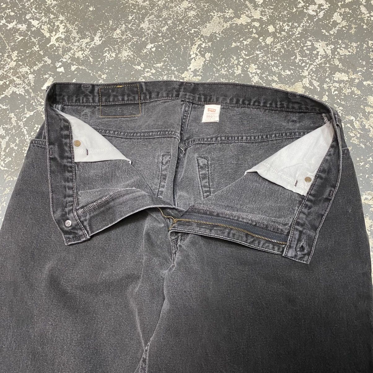 Japanese Brand × Levi's × Vintage Vintage Levi’s 560 Error Double Tab Pocket Black Jeans 90s Size US 38 / EU 54 - 10 Thumbnail
