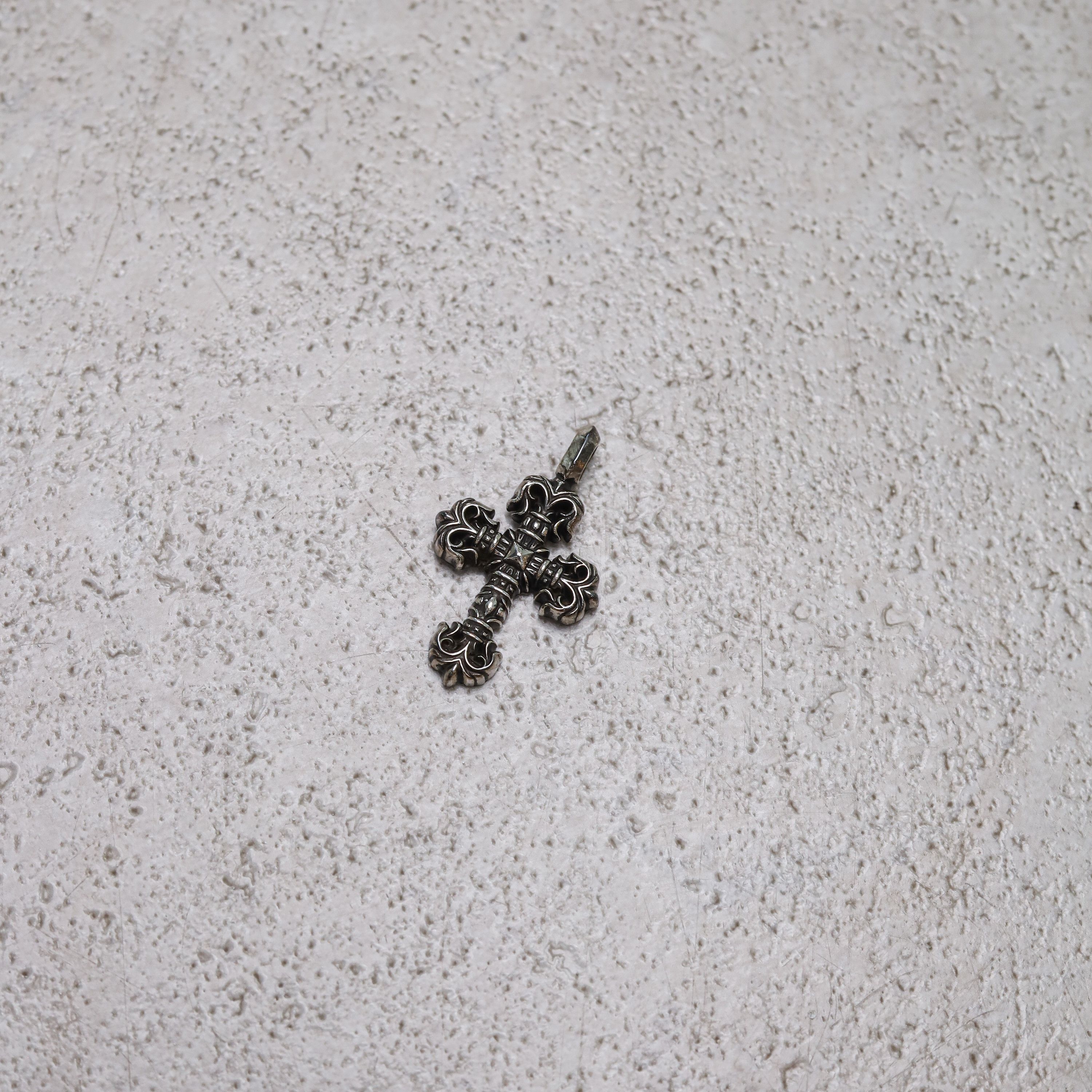 Chrome Hearts CHROME HEATR Fuligree Cross Tiny Charm SILVER Size ONE SIZE - 2 Thumbnail
