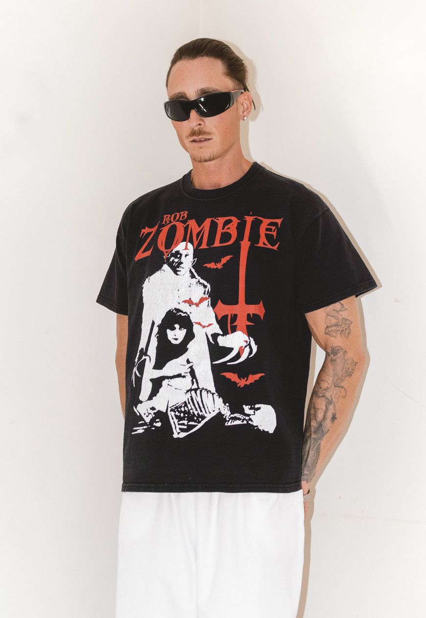 Vintage vintage Y2k Rob Zombie grunge Rock graphic T-Shirt Size US L / EU 52-54 / 3 - 3 Thumbnail