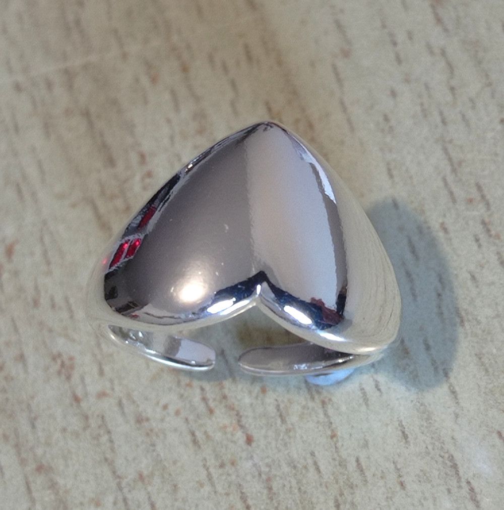 Designer × Vintage Vintage Oversize Heart Shiny Silver Ring Punk Rave Size ONE SIZE - 5 Thumbnail