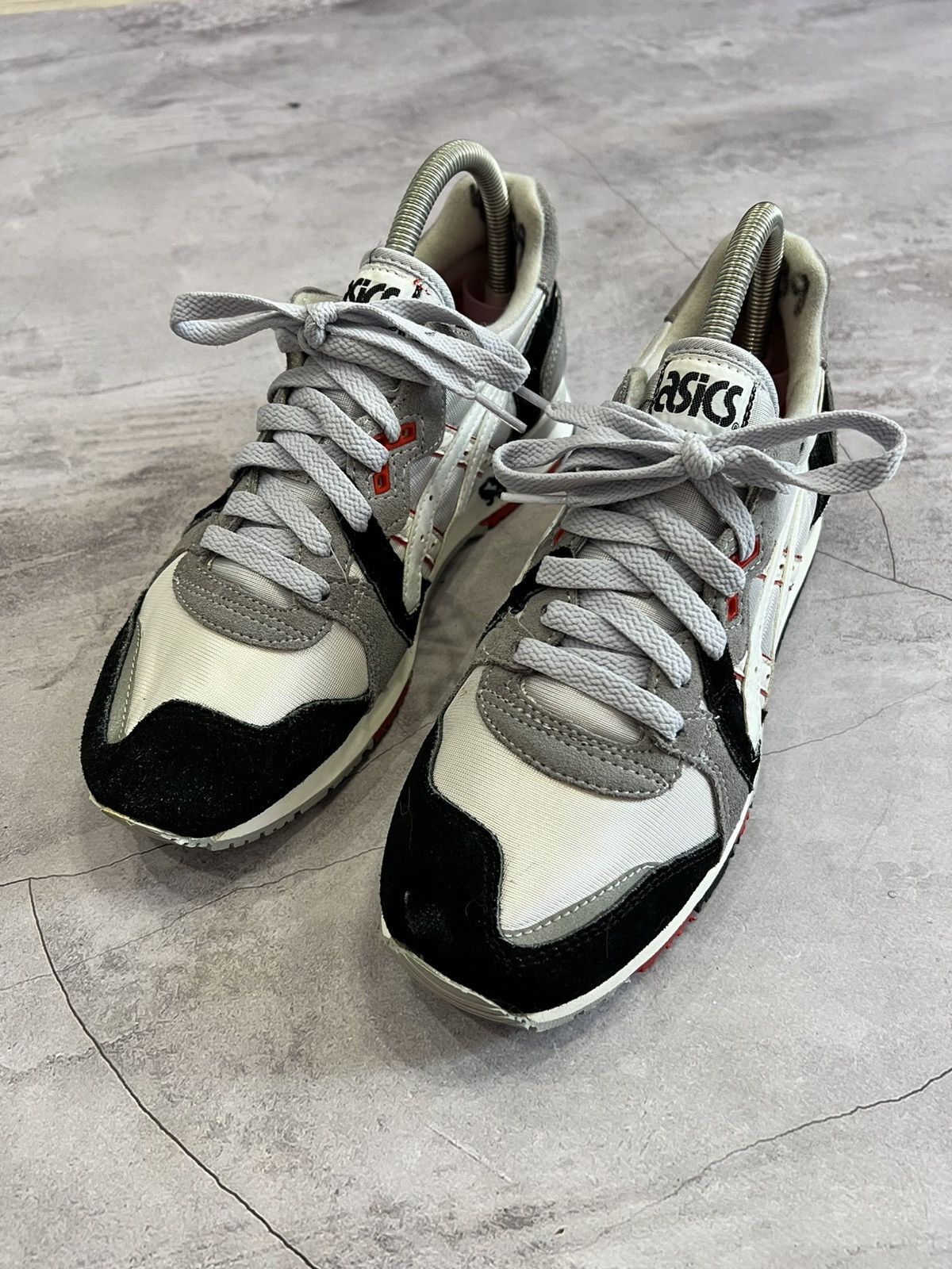 Asics Vintage Asics Running Shoes TN05 80s Men’s 8 Made in Korea Size US 8 / EU 41 - 8 Thumbnail