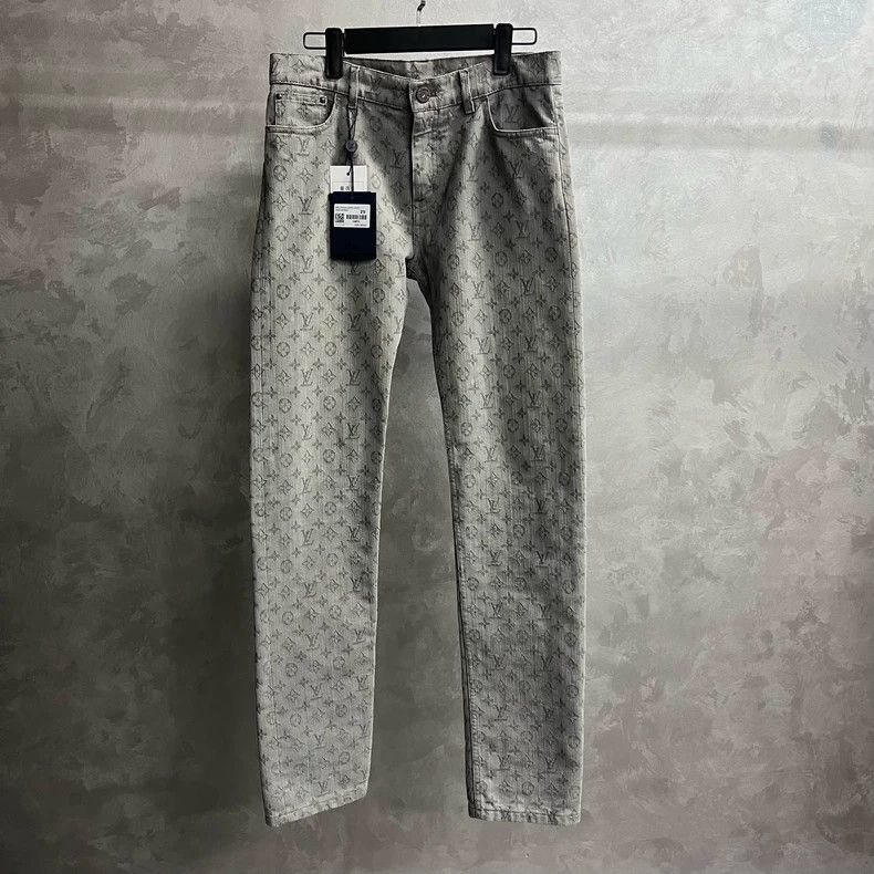 Louis Vuitton Louis Vuitton Gray Solid Full Print Straight Leg Casual Je Size US 29 - 1 Thumbnail