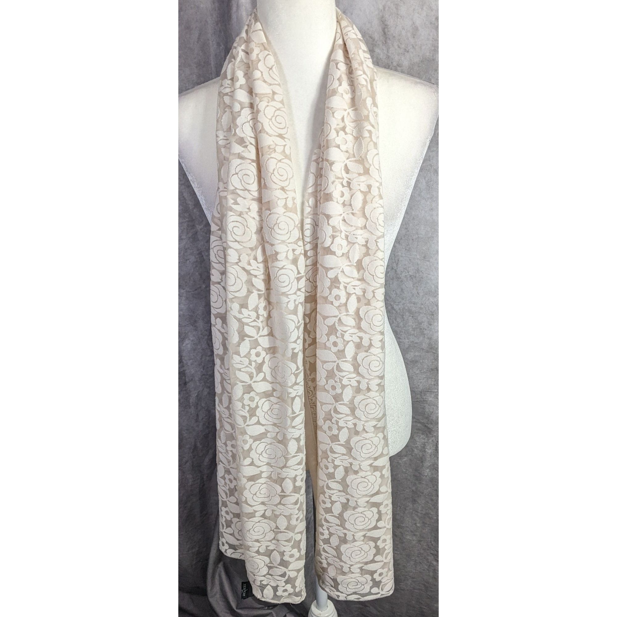 Other Alshal Floral Lace Scarf With Rhinestone Applique Accent 72x Size ONE SIZE - 10 Thumbnail