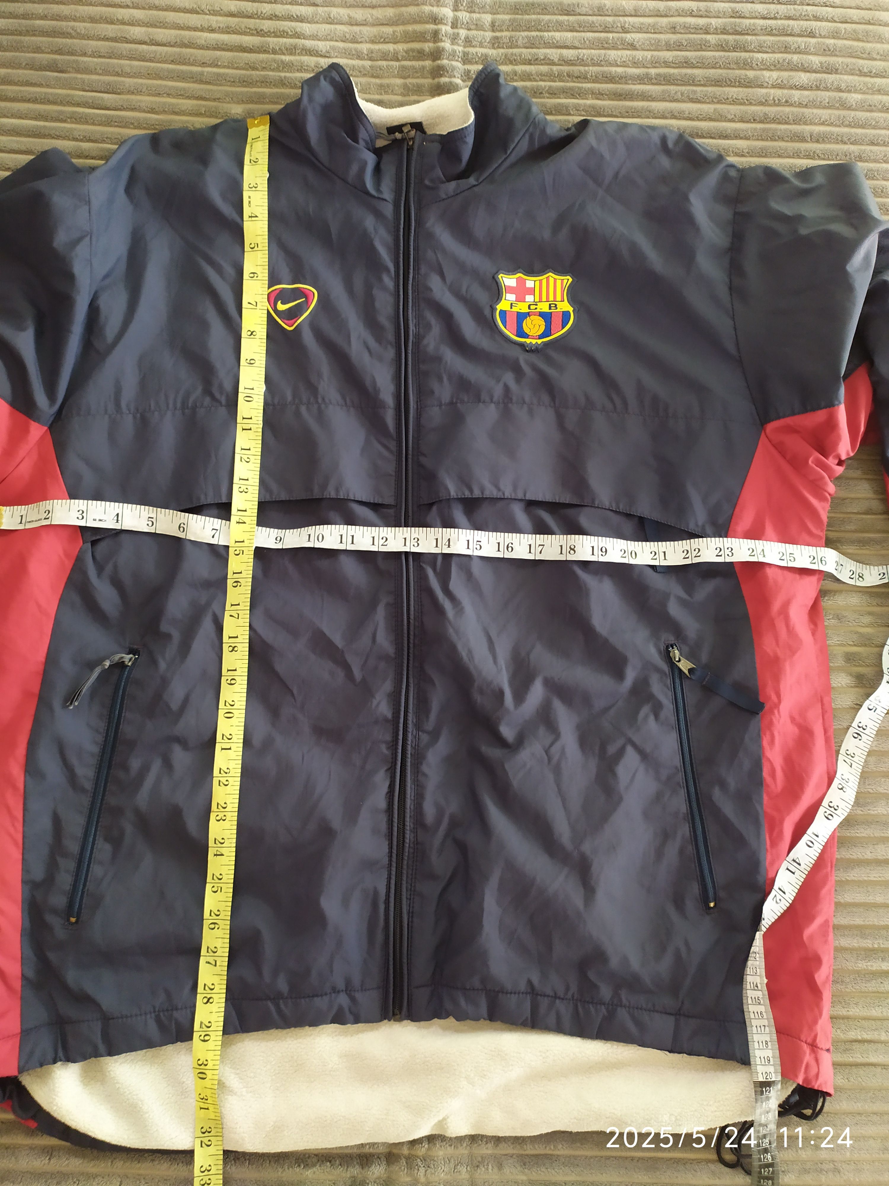 Nike × Vintage Nike vintage F.C Barcelona jacket (L) Size US L / EU 52-54 / 3 - 5 Thumbnail