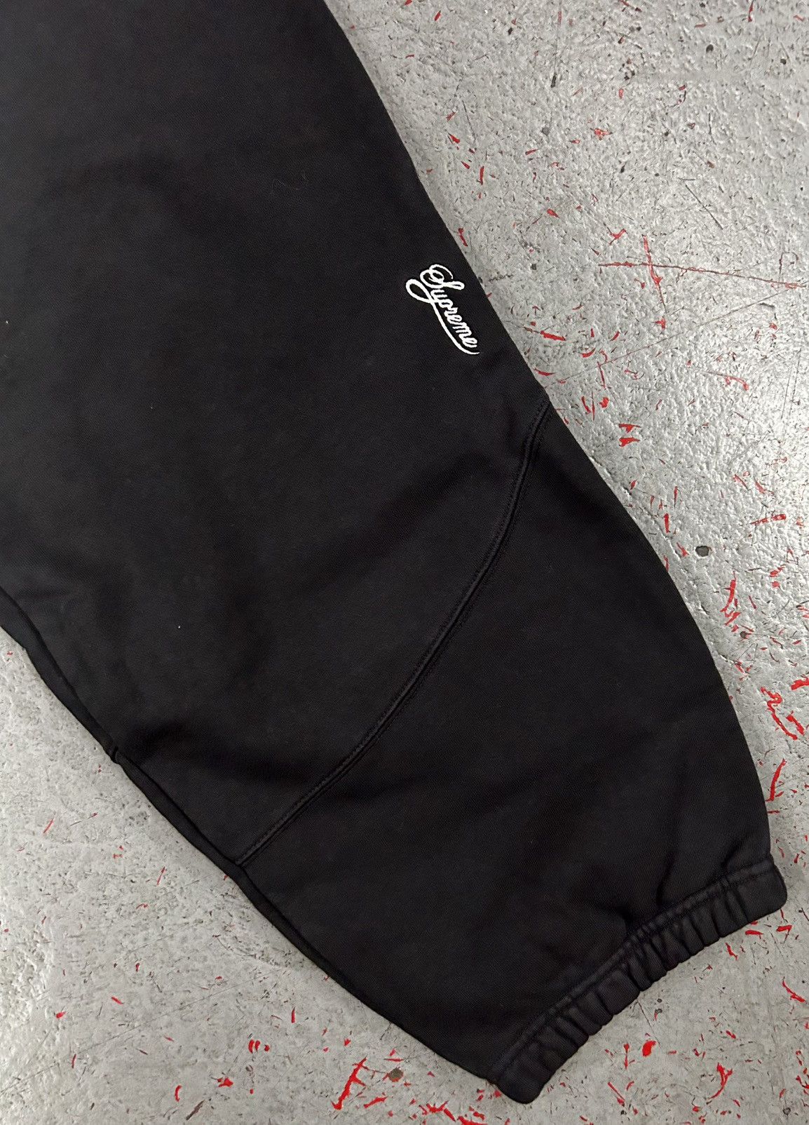 Nike × Supreme Supreme Nike Air Max Sweatpants Size Large NEW Size US 34 / EU 50 - 5 Thumbnail