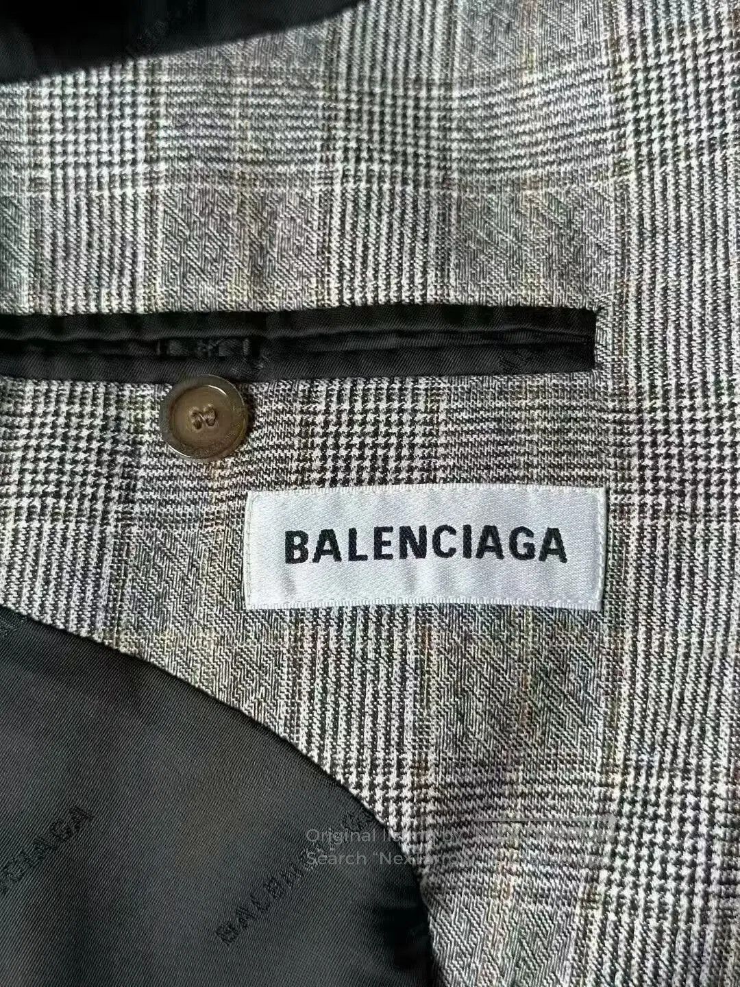 Balenciaga balenciaga checked sleeve suit coat. Size US S / EU 44-46 / 1 - 3 Thumbnail
