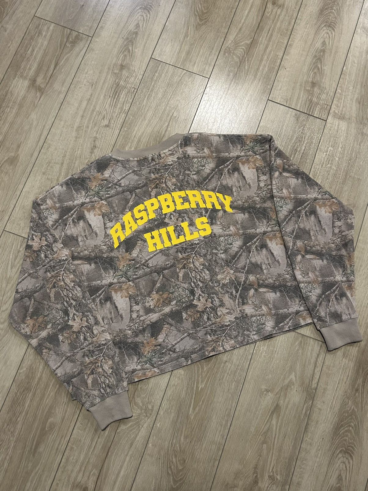 The GV Gallery Raspberry Hills Realtree Camo Thermal