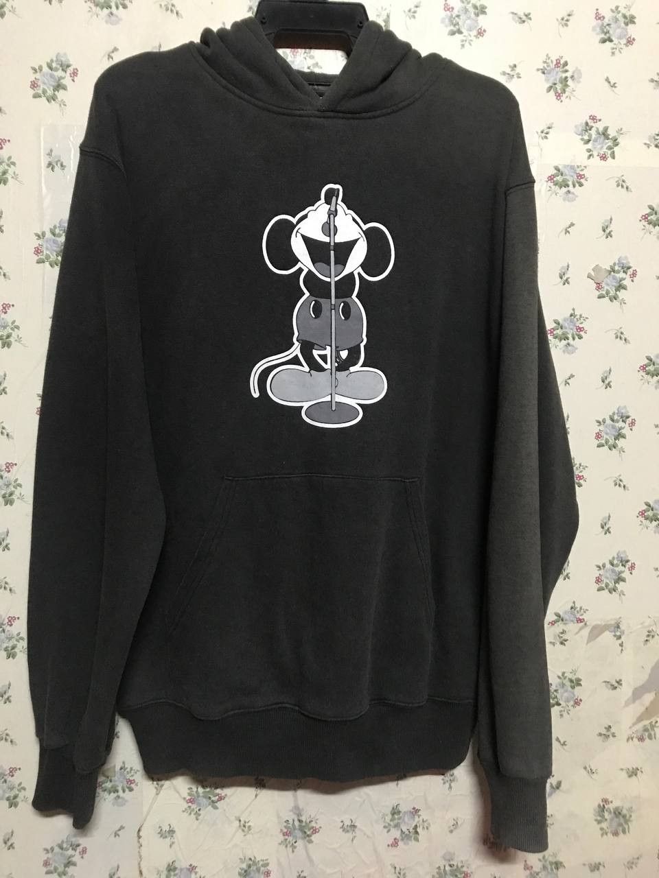 Japanese Brand × KMRii Mickey Mouse Singing Sunfaded Distressed Hoodie Size US M / EU 48-50 / 2 - 1 Thumbnail