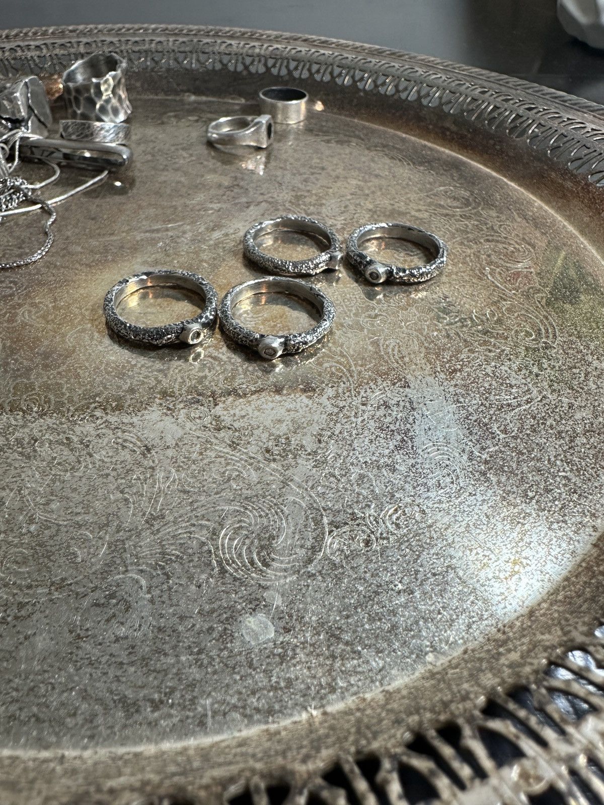 Flower Bee Simple Rings