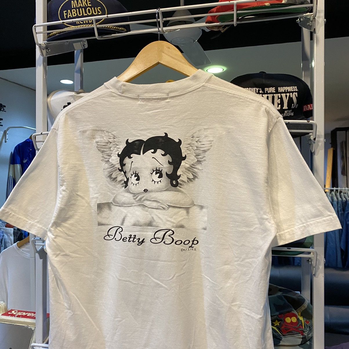 Cartoon Network VERY RARE Vintage Betty Boop Buffy The Angel T-Shirts Size US M / EU 48-50 / 2 - 3 Thumbnail