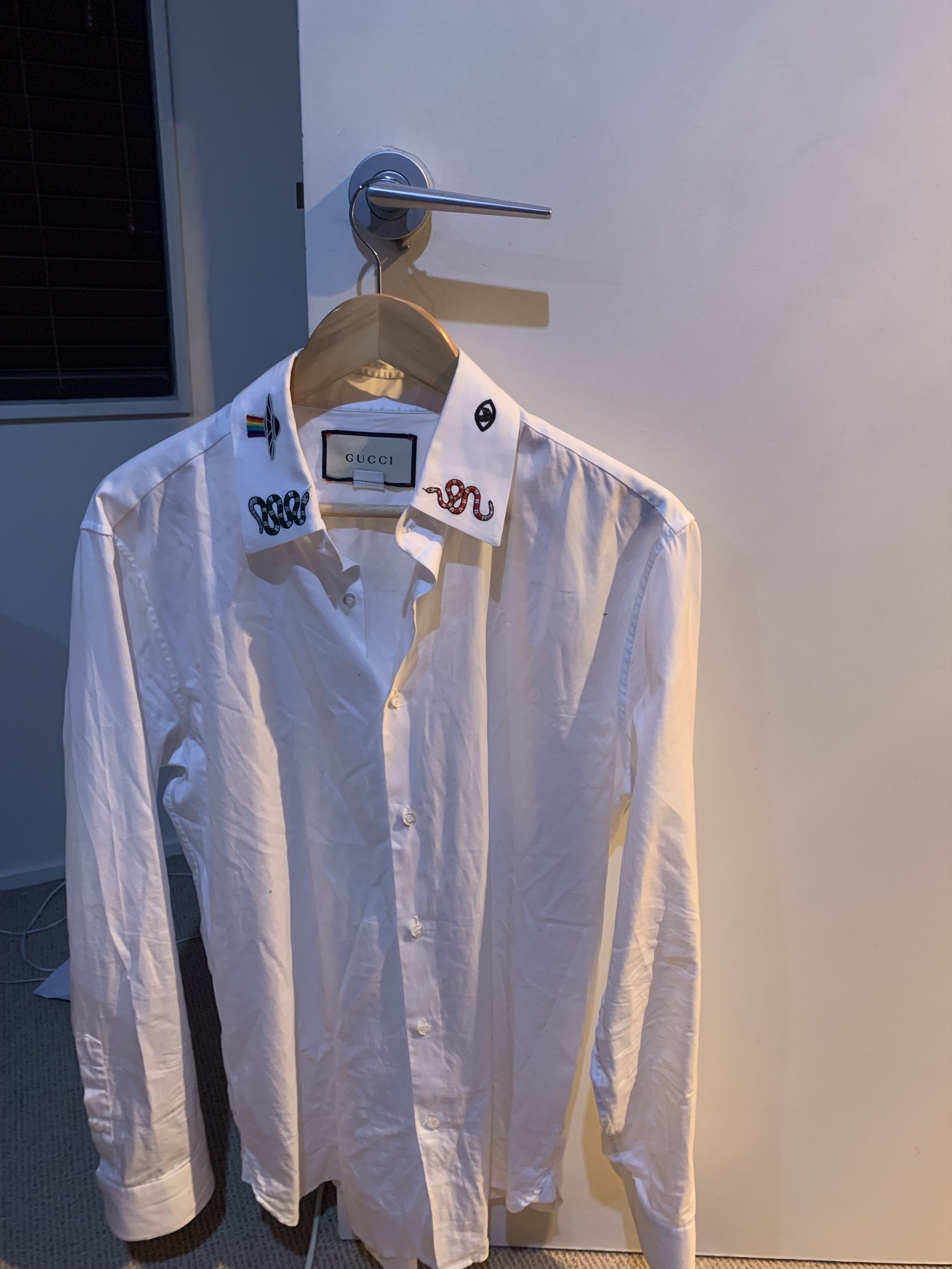 Gucci Gucci White Embroidered Collar Button-Up Shirt Size US M / EU 48-50 / 2 - 2 Thumbnail