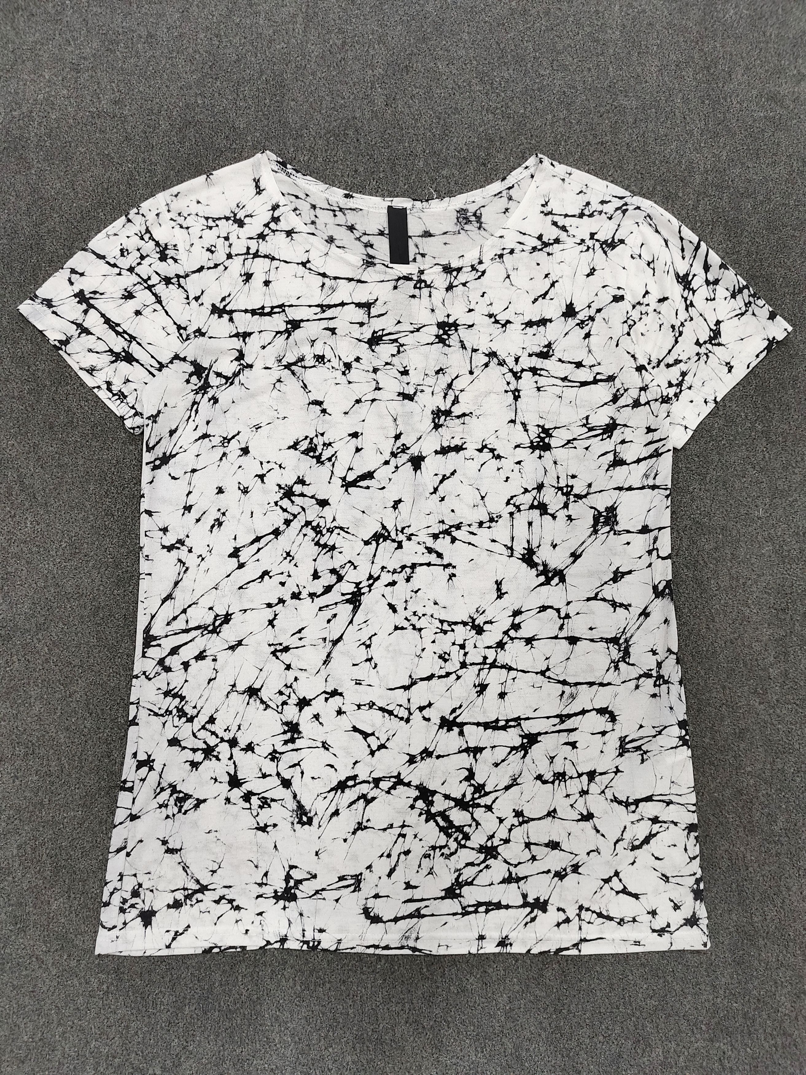 Gareth Pugh Gareth Pugh❤️‍🔥Abstract Gothic Graphic Runway Tshirt Size M / US 6-8 / IT 42-44 - 1 Thumbnail