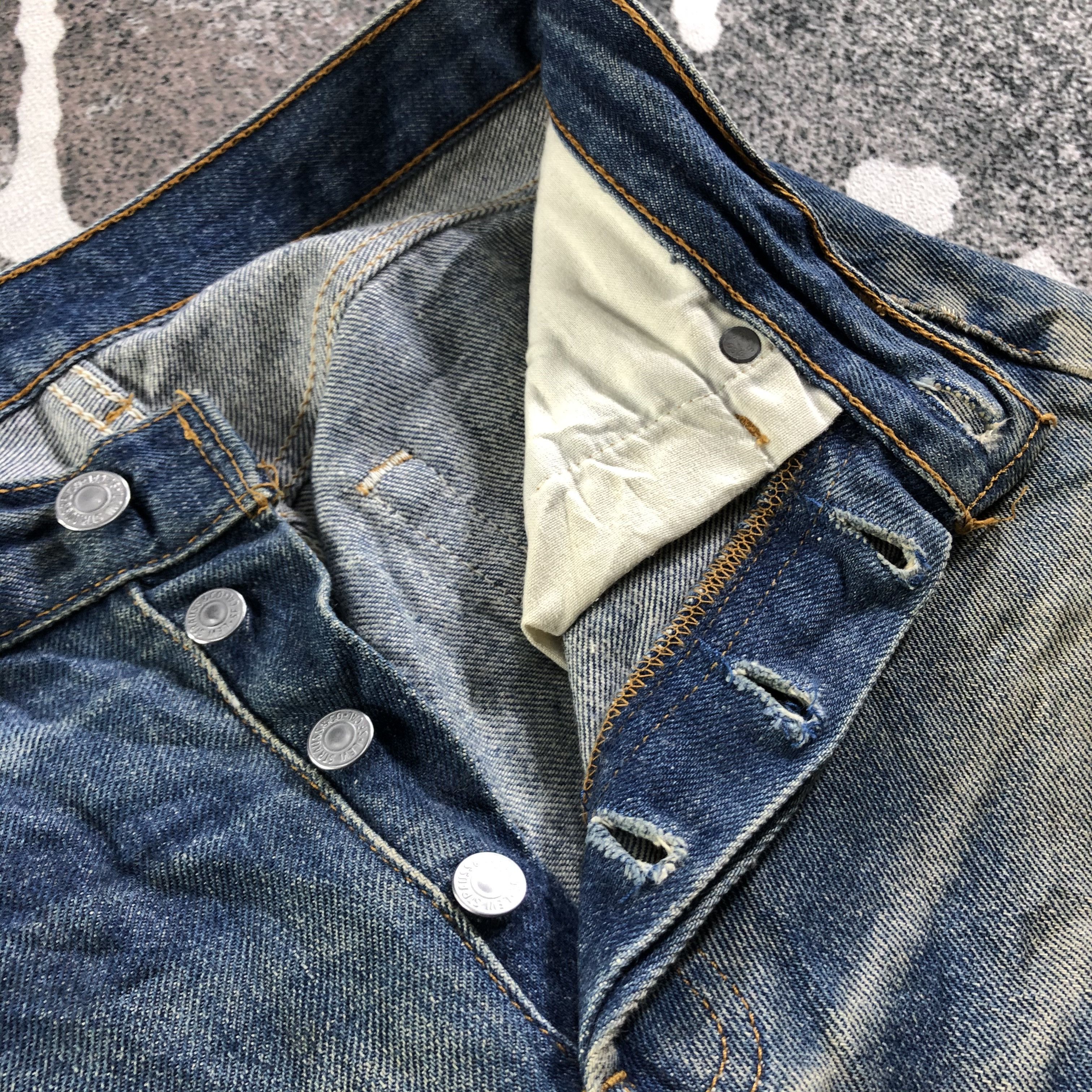 Levi's Vintage 90s Levis 501 Jeans Rusty Wash Denim KJ3013 Size US 28 / EU 44 - 9 Thumbnail