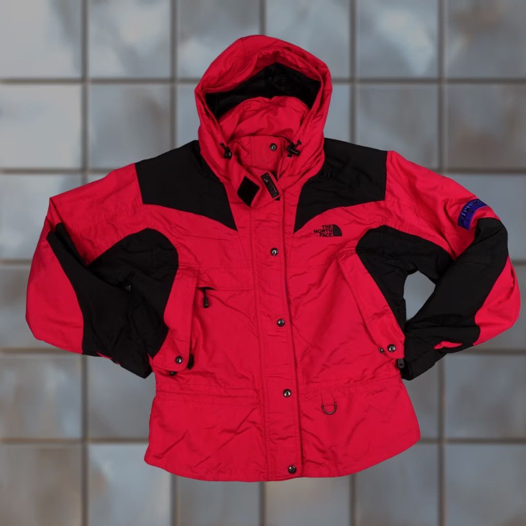 The North Face The North Face Jacket Womens 12 Red Black Hooded Ski Snow Coat Short Size XL / US 12-14 / IT 48-50 - 1 Thumbnail